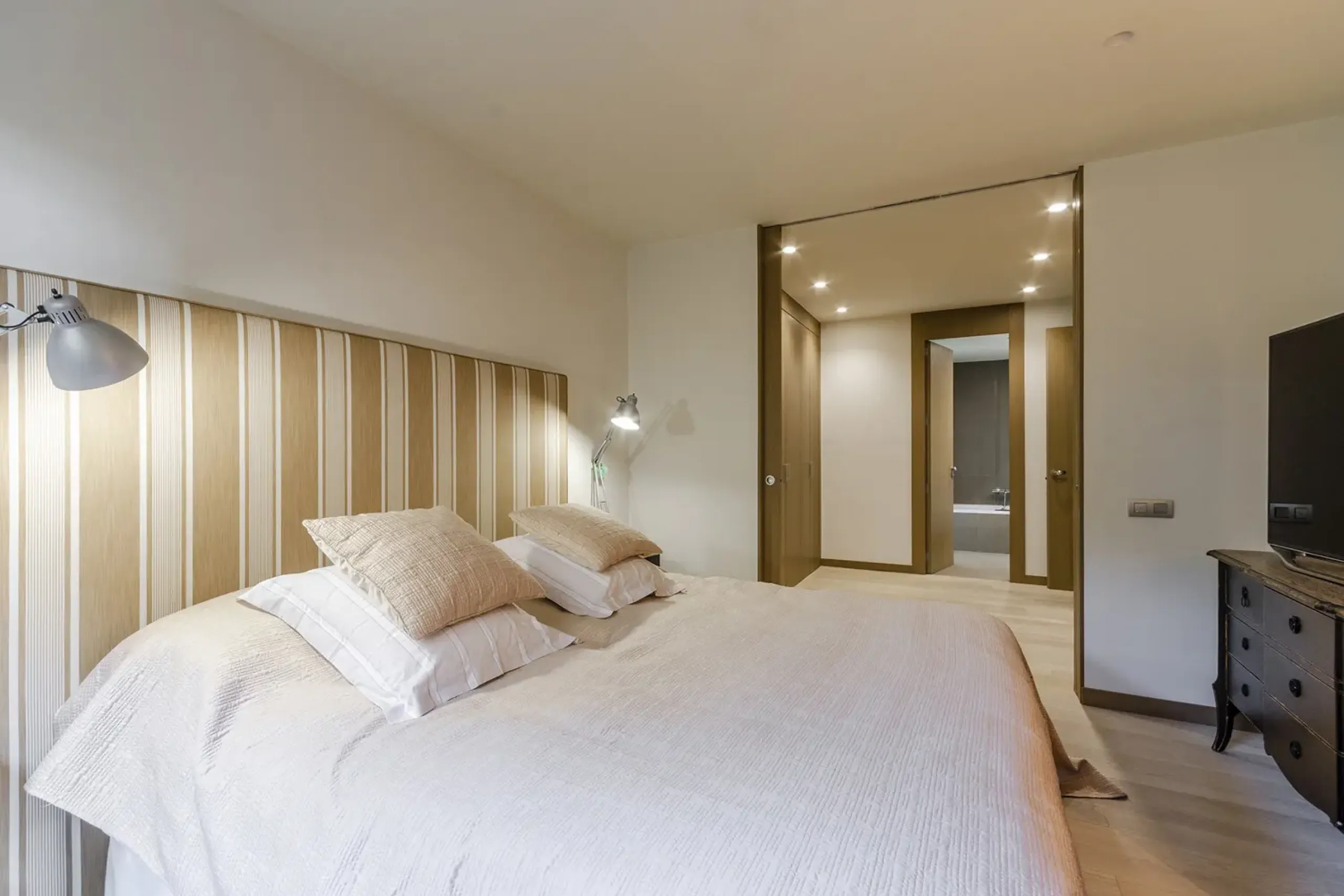 Luxury Apartment in the Prestigious Pedralbes District, Barcelona