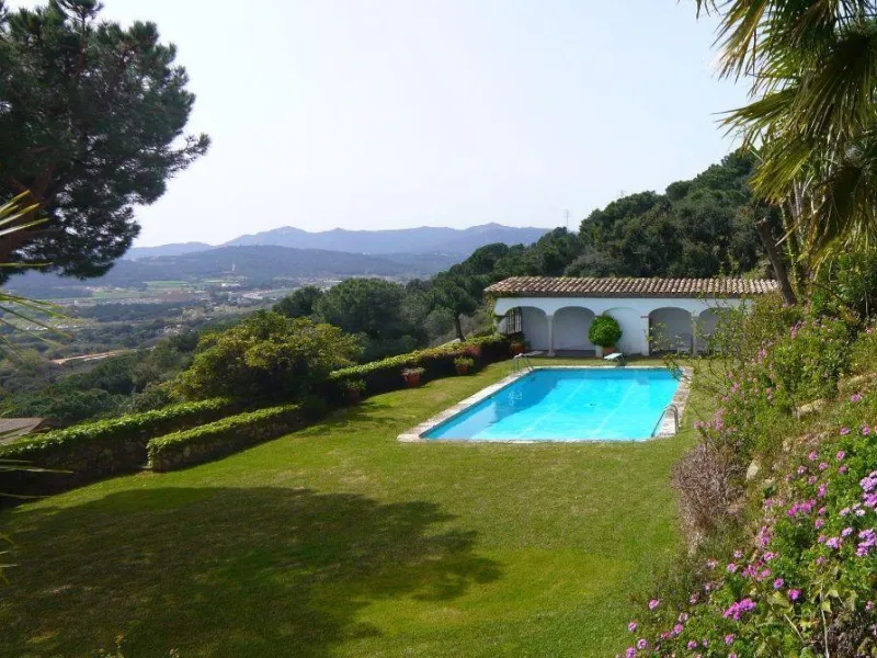 Magnificent Estate With Swimming Pool in Playa d'Aro, Costa Brava