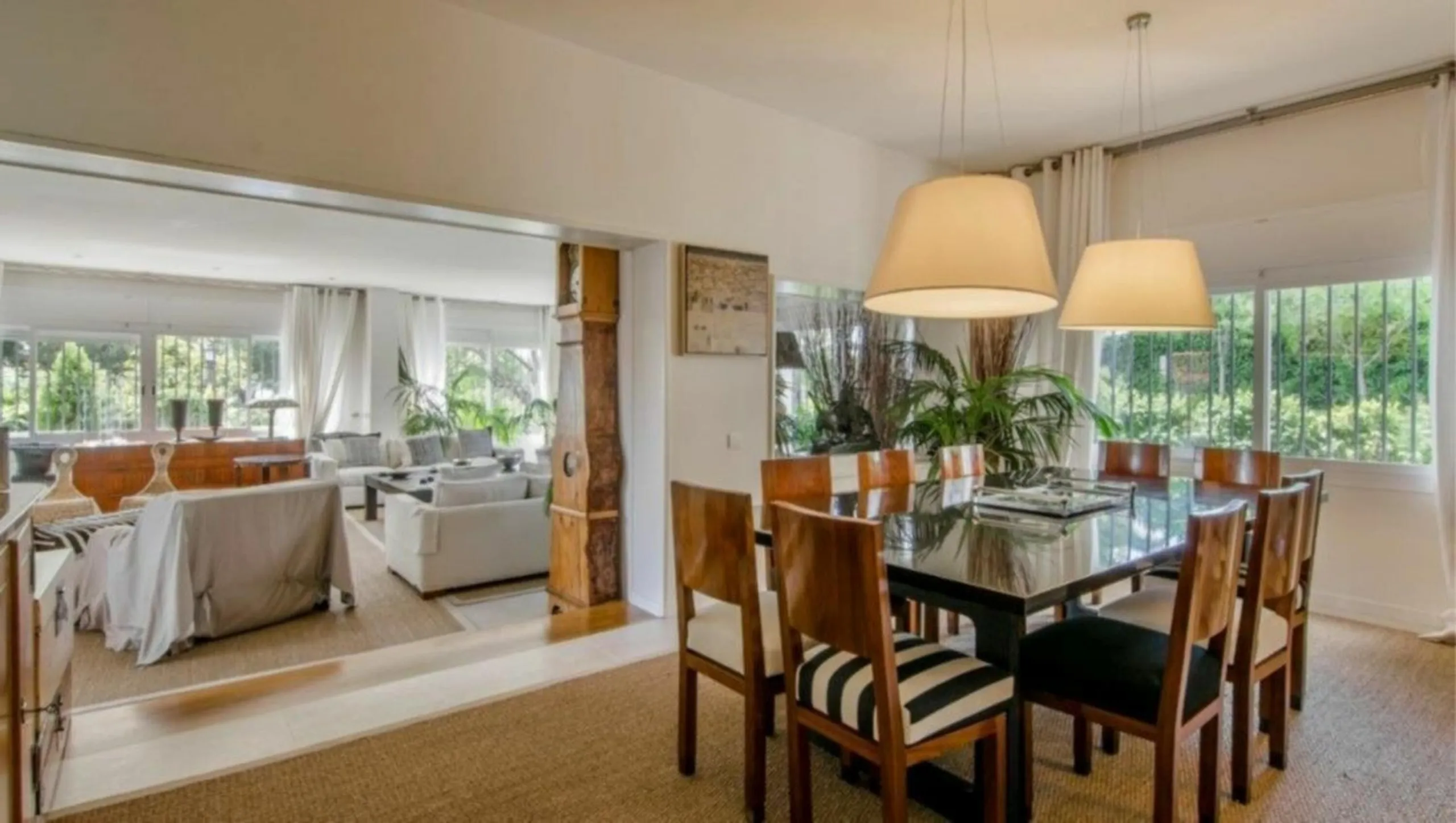Exclusive Estate with Large Plot in Sant Andreu de Llavaneras, Barcelona