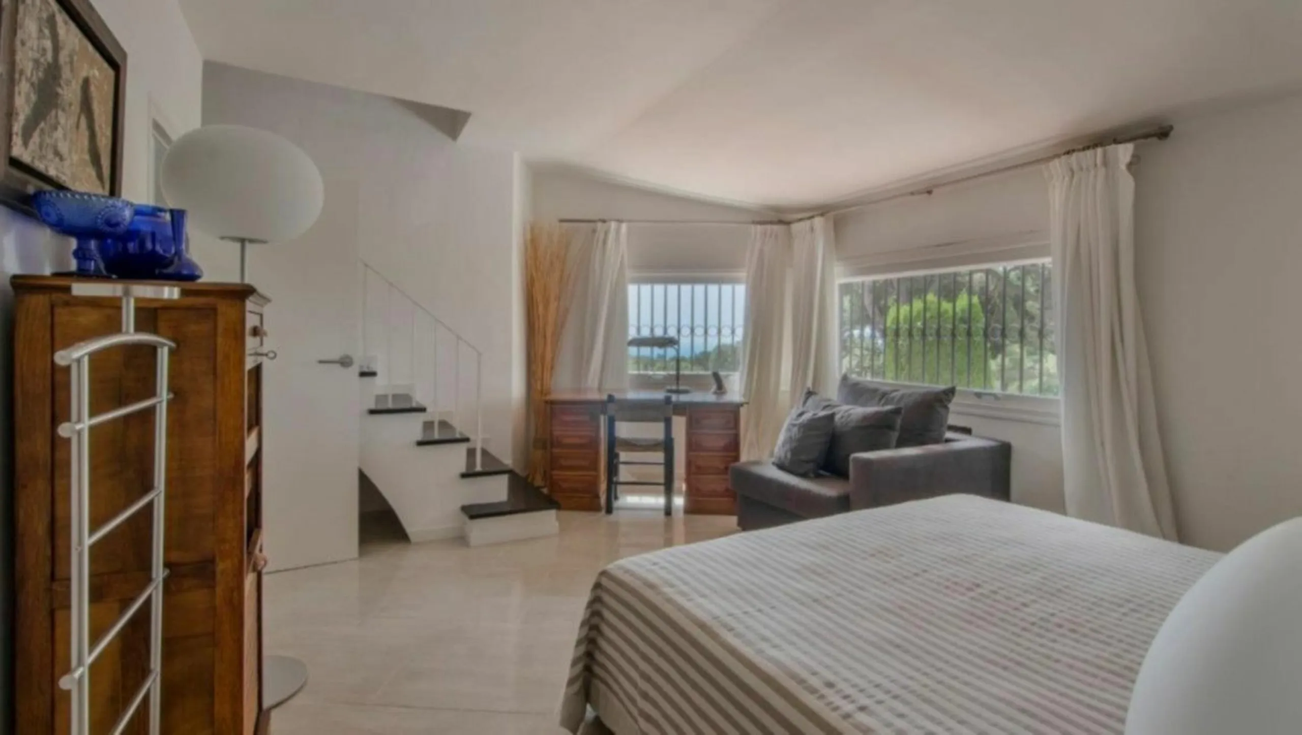 Exclusive Estate with Large Plot in Sant Andreu de Llavaneras, Barcelona