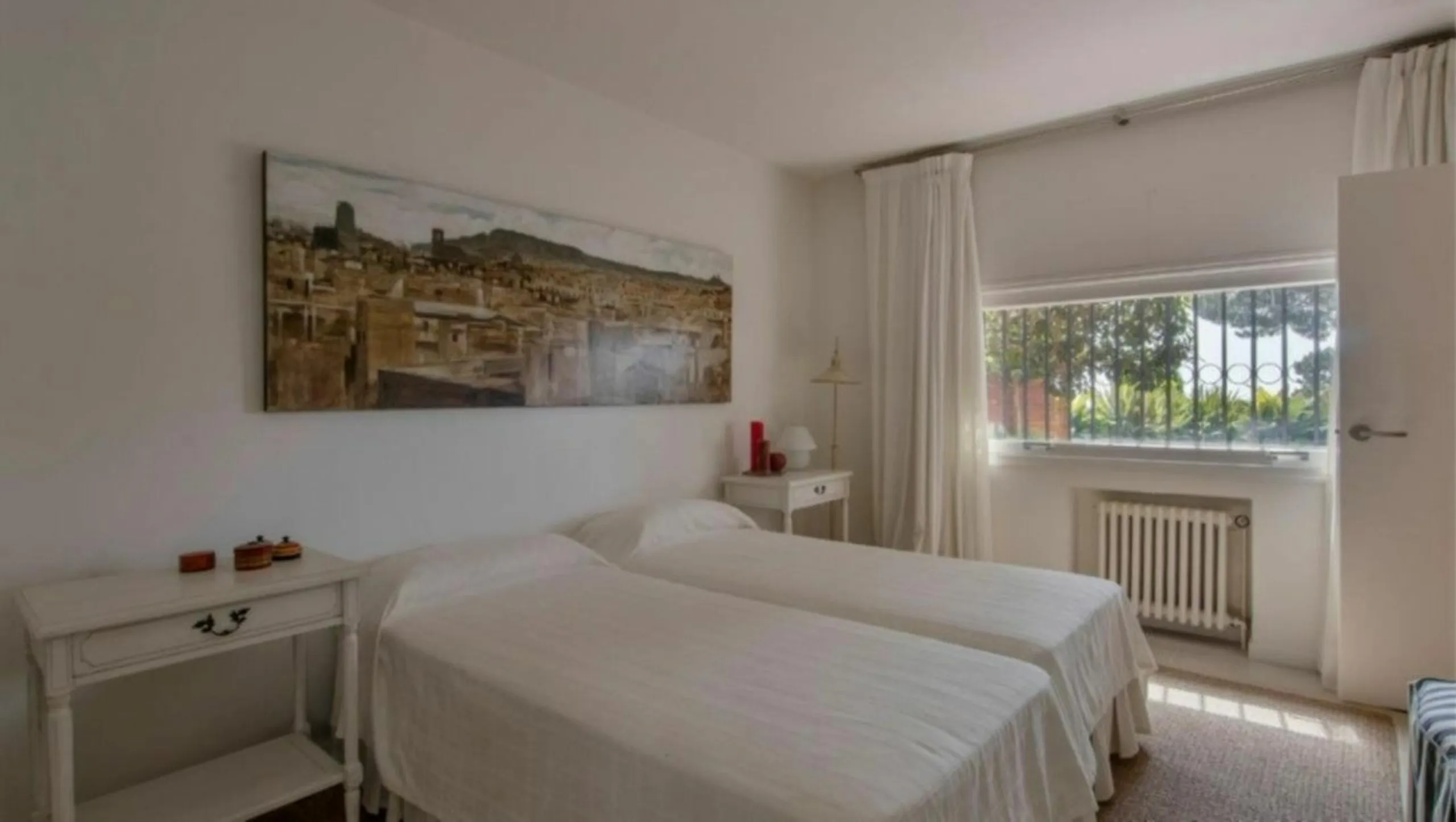 Exclusive Estate with Large Plot in Sant Andreu de Llavaneras, Barcelona