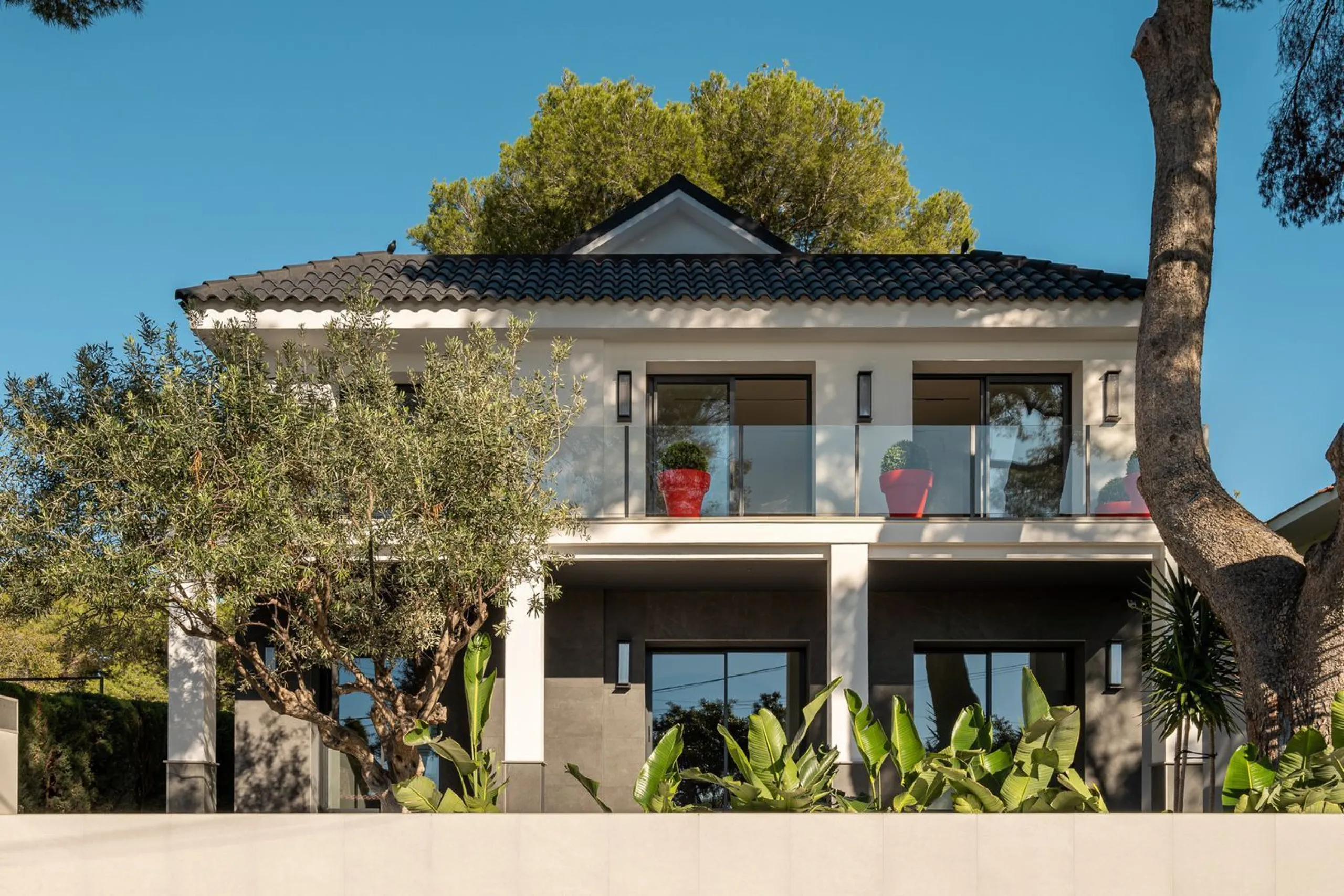 Moderne Villa im Neubau mit Meerblick in Bellamar, Castelldefels