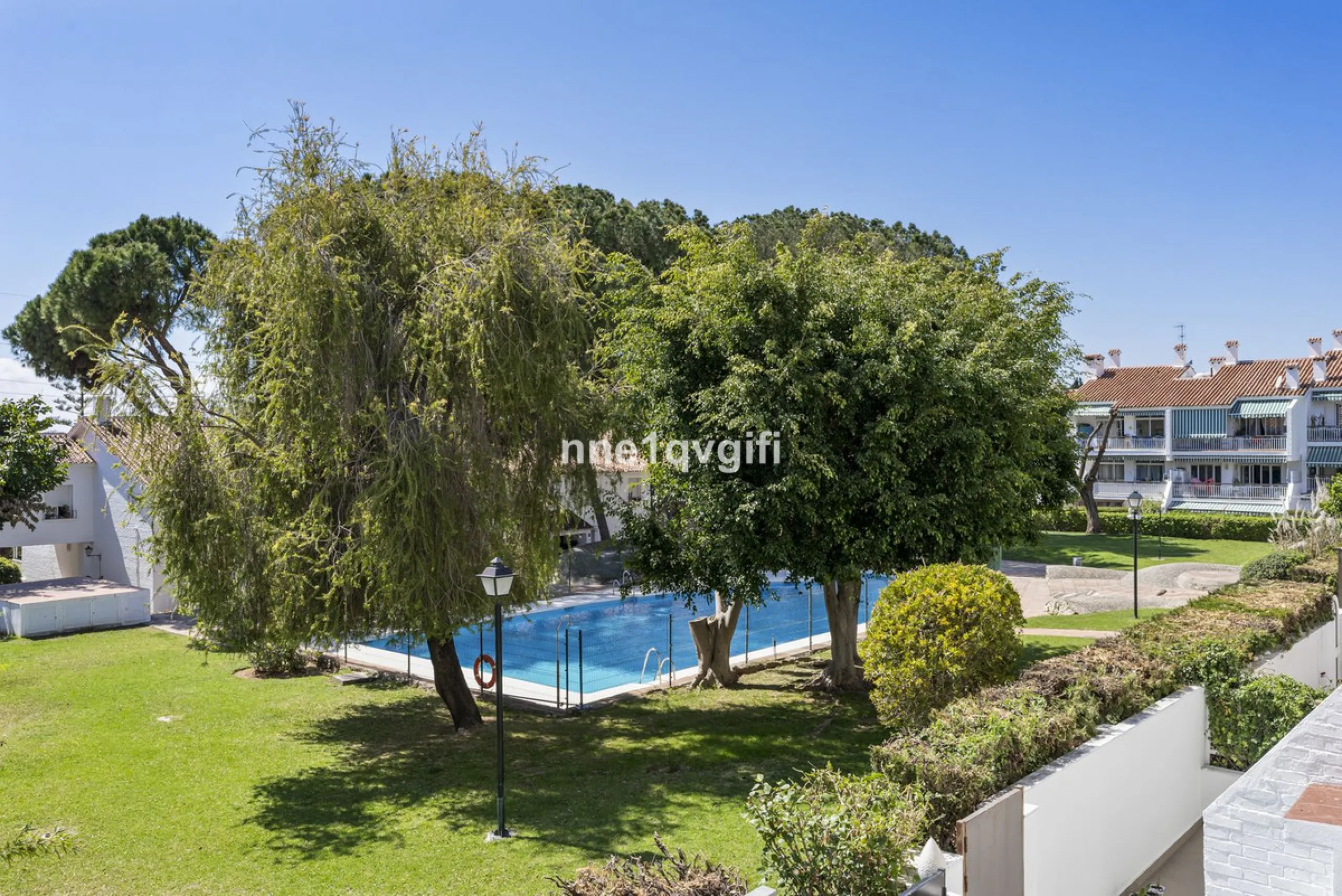Apartment for sale in Nagüeles, Marbella – 2 bedrooms with pool