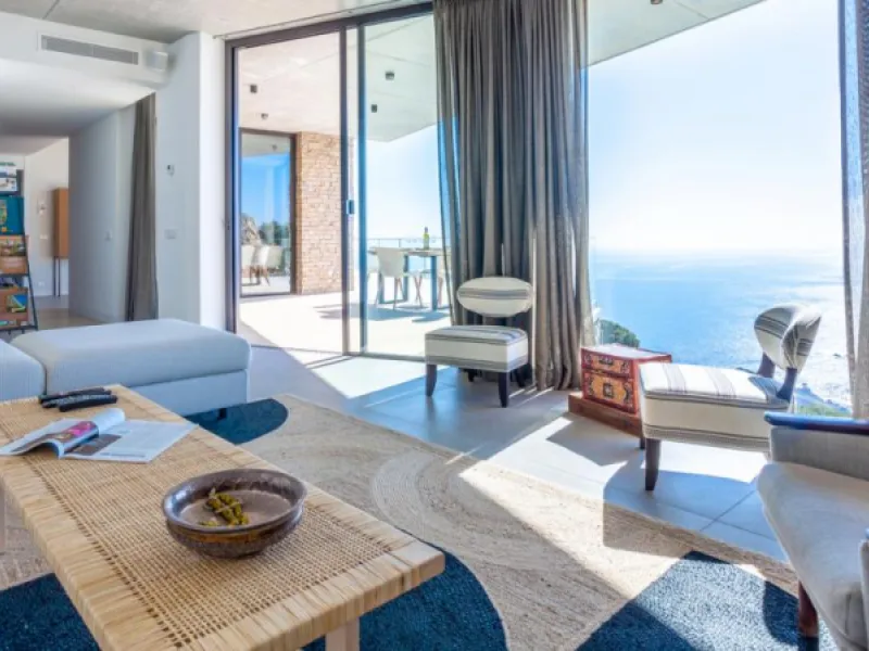 Magnificent Holiday Villa in Tamariu, Costa Brava