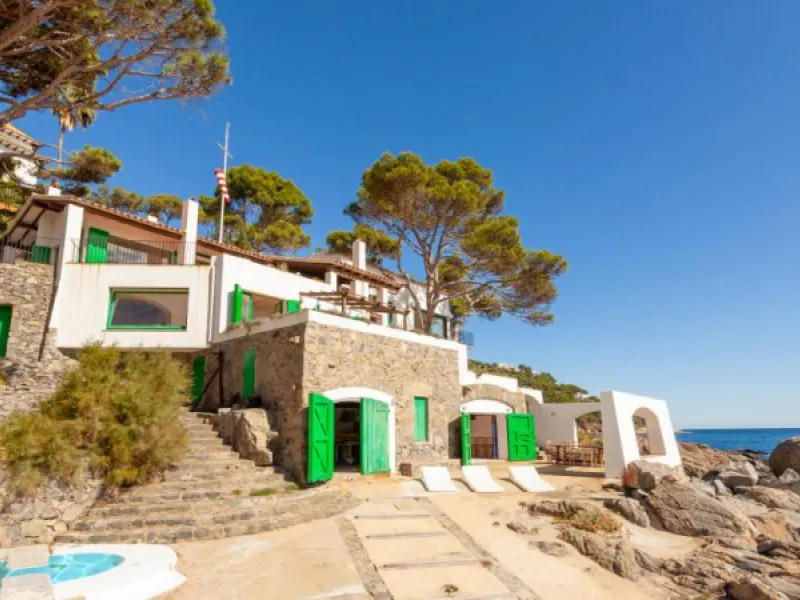 Wonderful Holiday Home by the Sea in Calella de Palafrugell, Costa Brava 