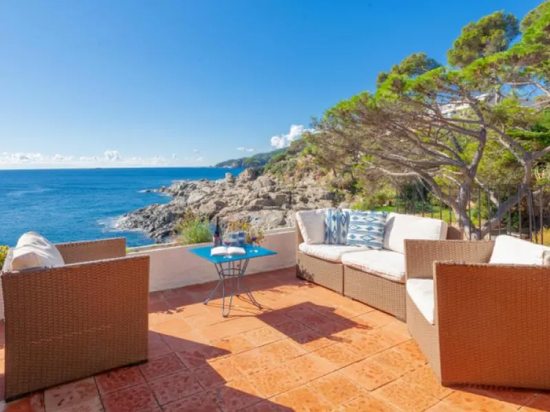 Wonderful Holiday Home by the Sea in Calella de Palafrugell, Costa Brava 
