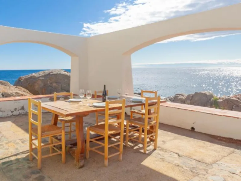 Wonderful Holiday Home by the Sea in Calella de Palafrugell, Costa Brava 