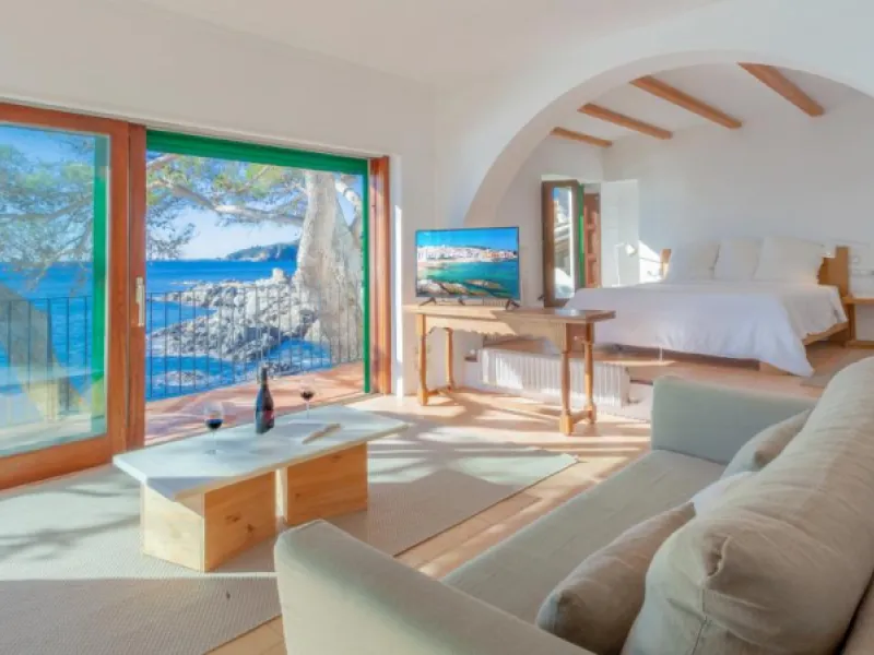 Wonderful Holiday Home by the Sea in Calella de Palafrugell, Costa Brava 