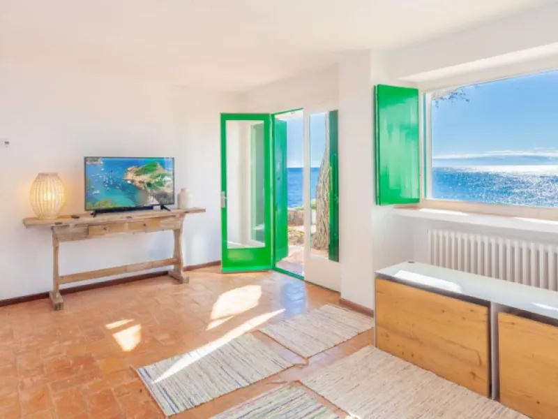 Wonderful Holiday Home by the Sea in Calella de Palafrugell, Costa Brava 