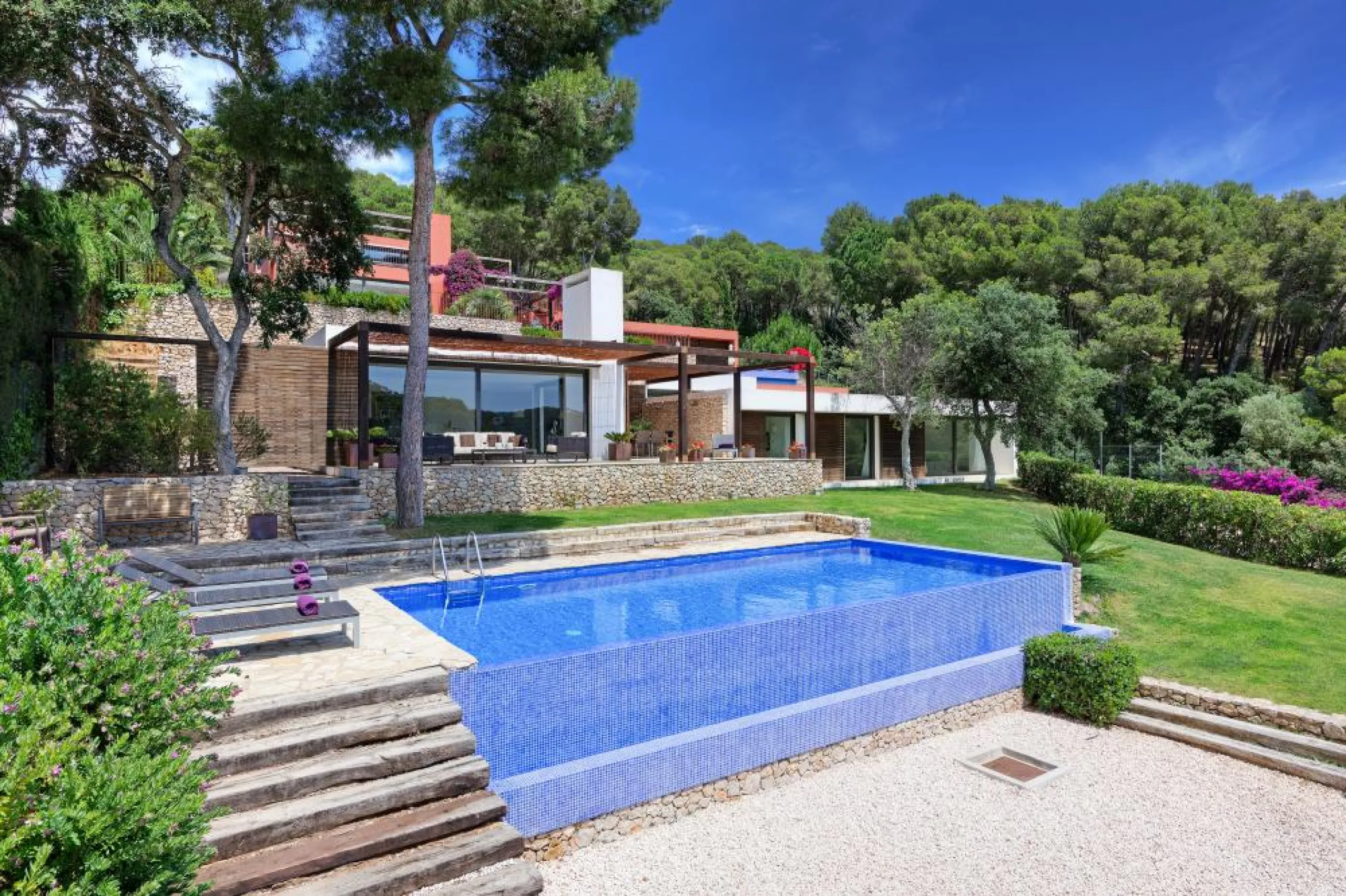 Wonderful Holiday Home with Breathtaking Sea Views in Tamariu, Costa Brava