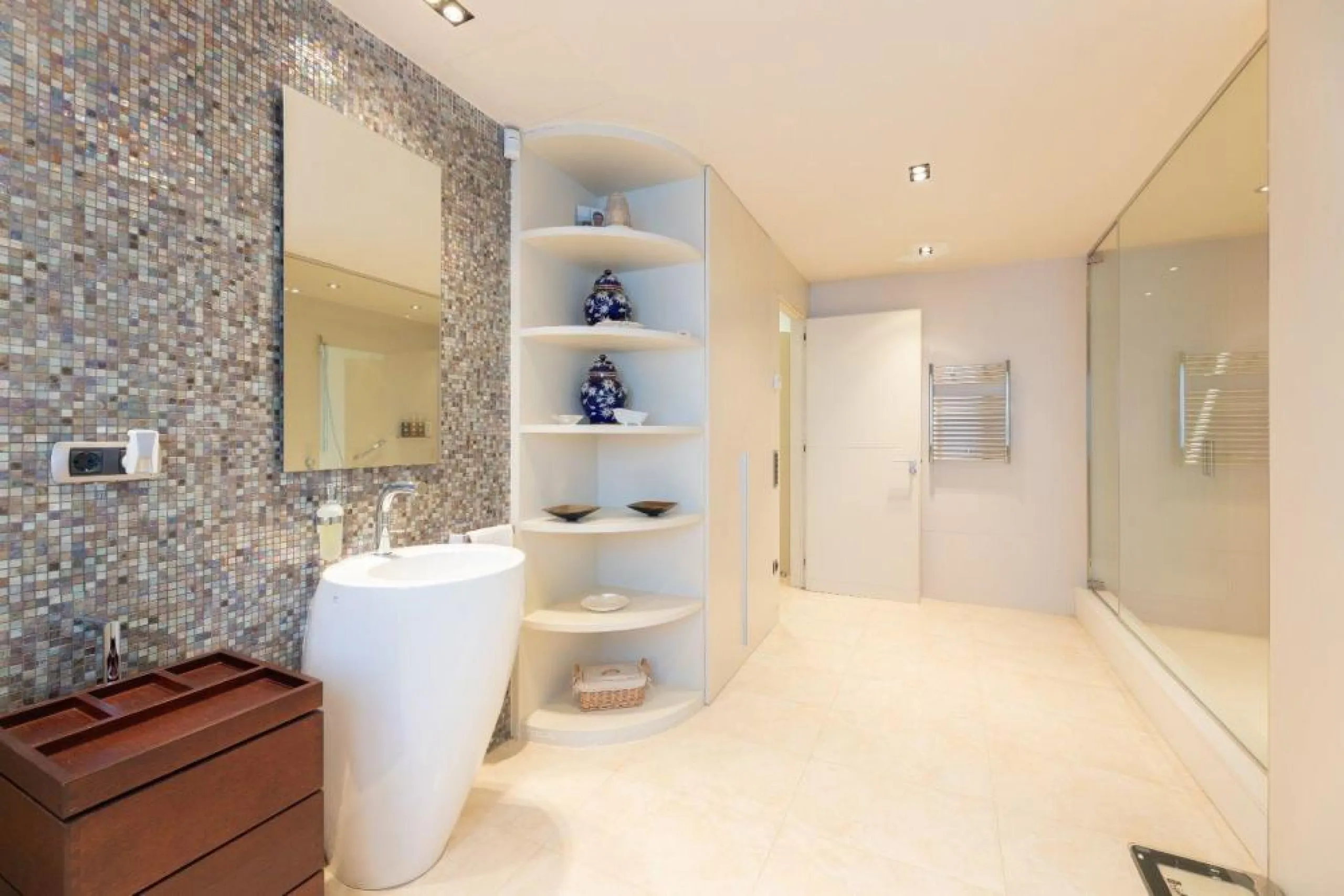 Stunning Villa in the Prestigious Peralada Golf Club, Costa Brava