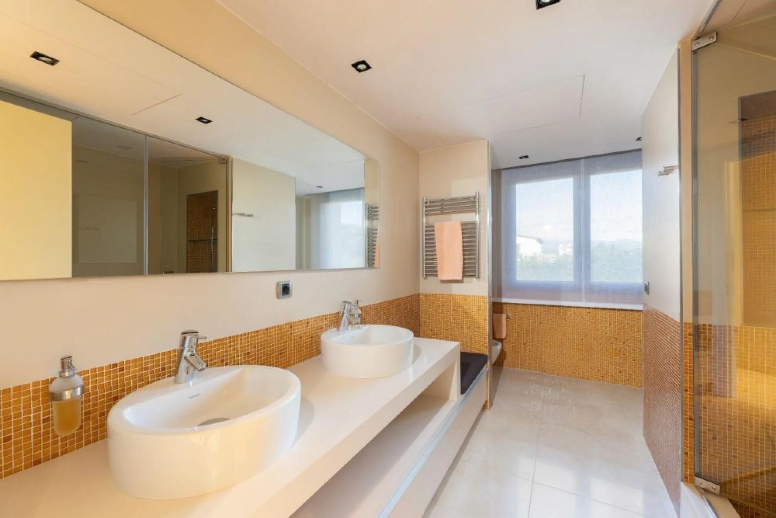 Stunning Villa in the Prestigious Peralada Golf Club, Costa Brava