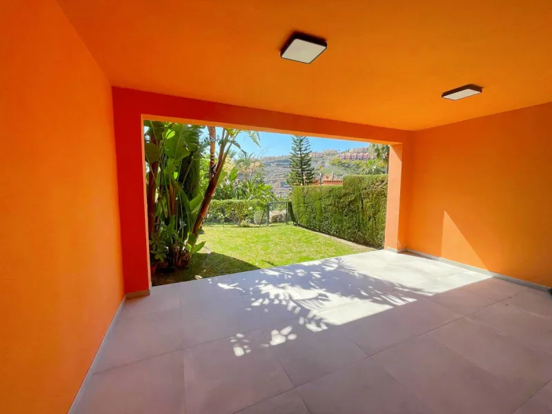 Beautiful, renovated Andalusian townhouse with 3 bedrooms for sale in Paraiso Bellevue, Benahavis