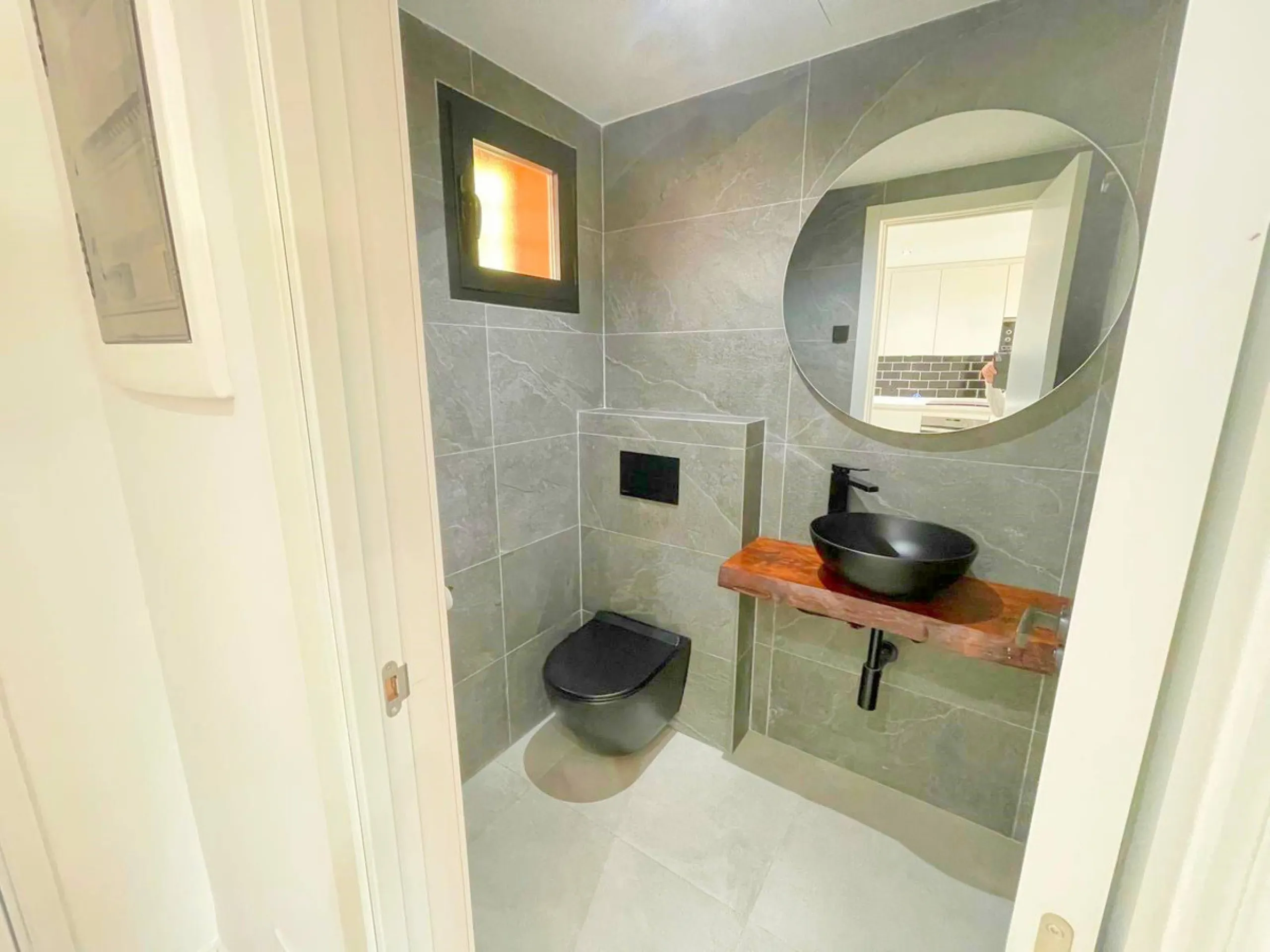 Beautiful, renovated Andalusian townhouse with 3 bedrooms for sale in Paraiso Bellevue, Benahavis