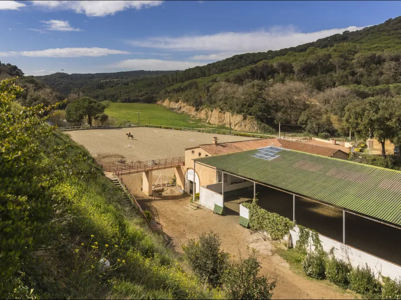 Exclusiva finca ecuestre con instalaciones hípicas en Sant Andreu de Llavaneres, Barcelona