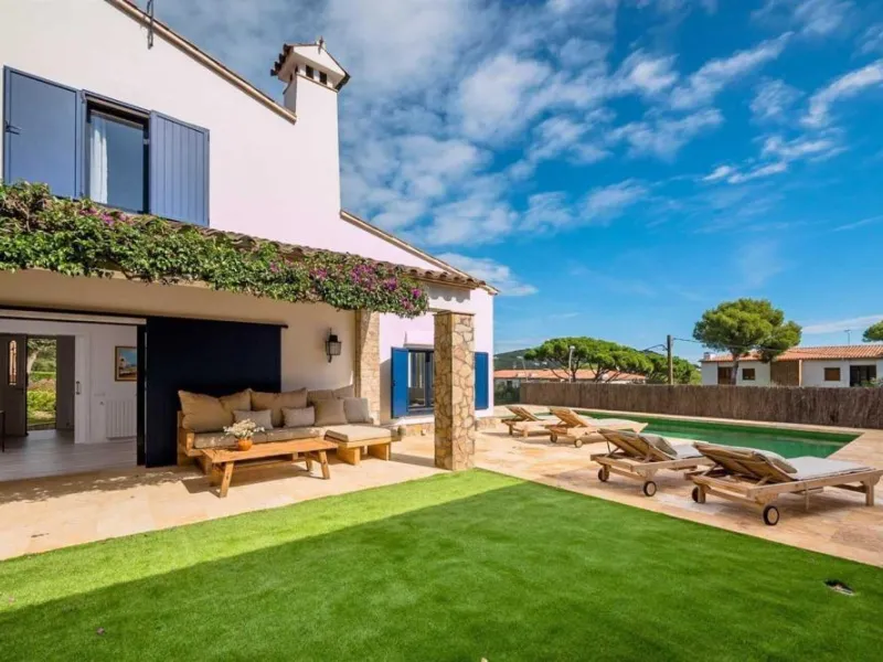 Magnificent Villa with Sea Views in Calella de Palafrugell, Costa Brava