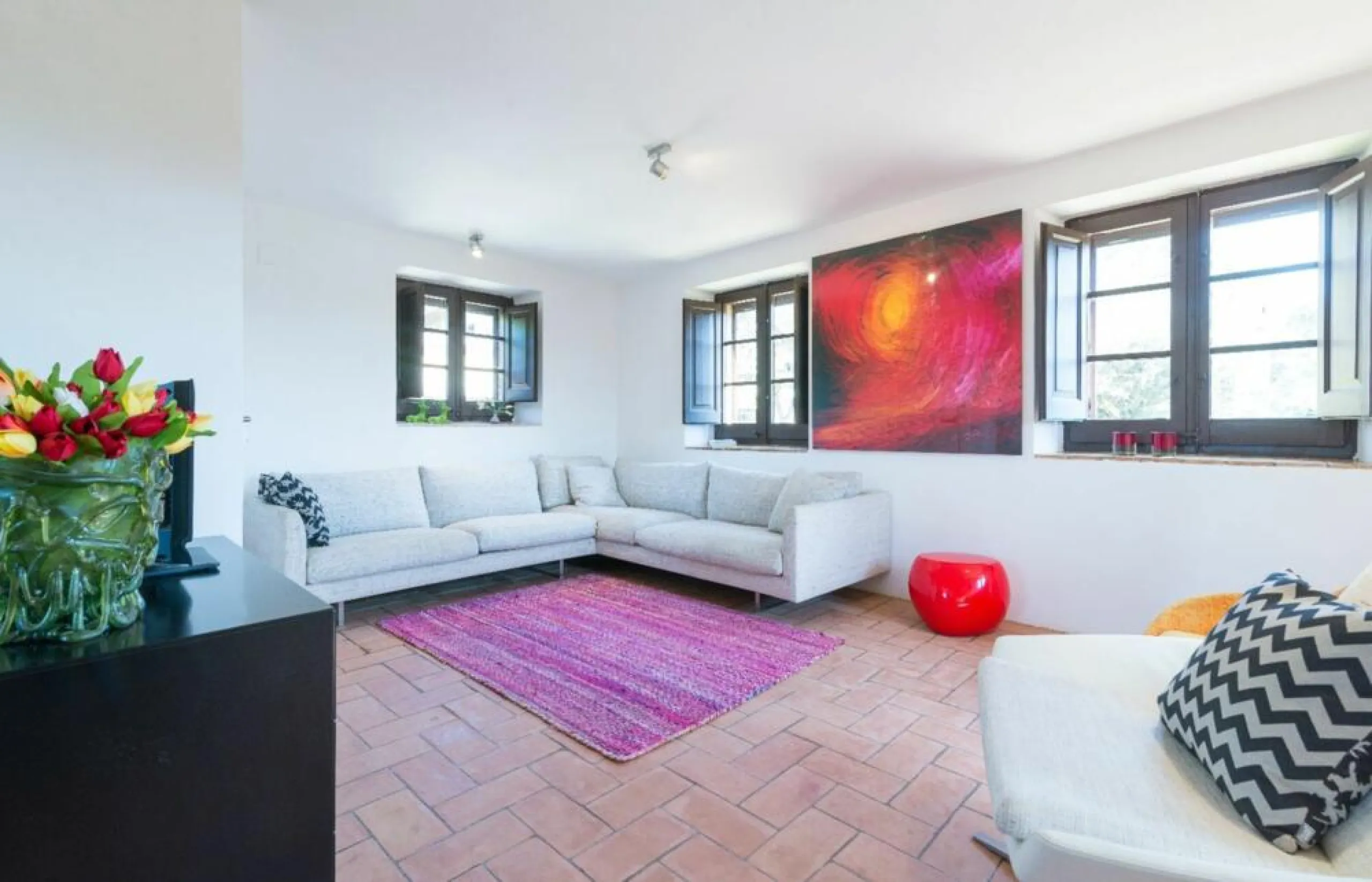Magnífica mansión de piedra antigua en venta en la pintoresca zona montañosa de Vulpellac, Girona
