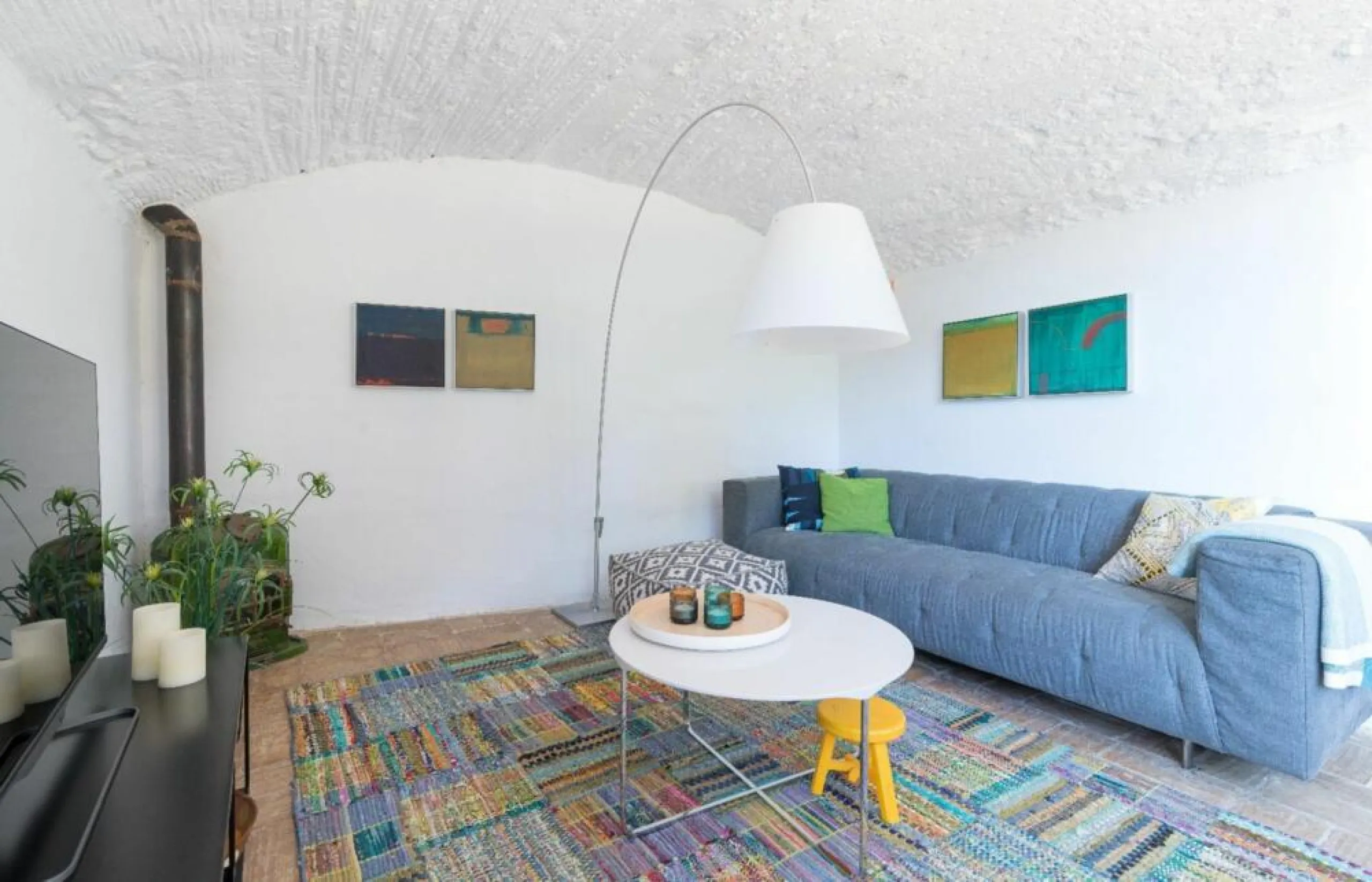 Magnífica mansión de piedra antigua en venta en la pintoresca zona montañosa de Vulpellac, Girona