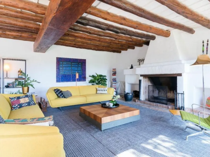 Magnífica mansión de piedra antigua en venta en la pintoresca zona montañosa de Vulpellac, Girona