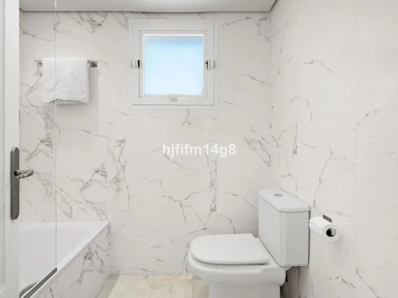 Apartment - Middle Floor Apartment в продаже в Benahavís, Málaga. В доме 3 спален и 2 ванных комнат. Площадь дома 141 м²