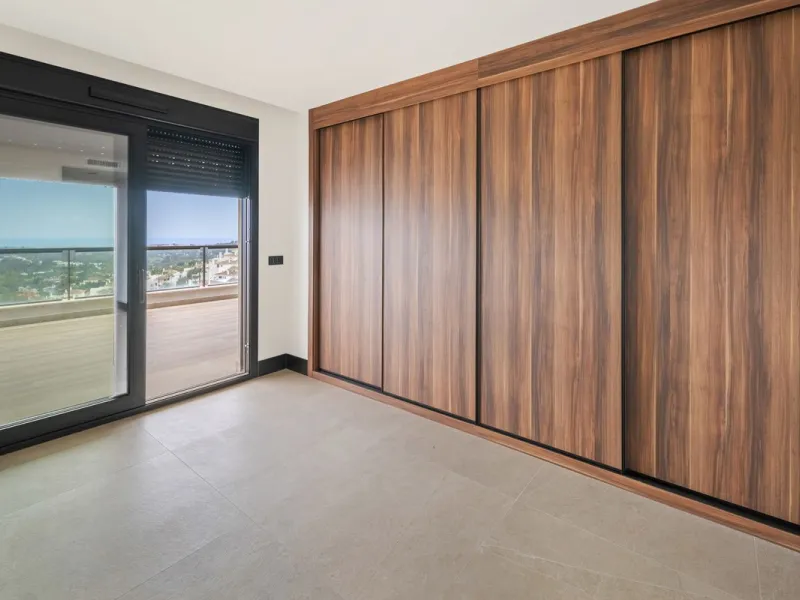 Apartment - Middle Floor Apartment в продаже в Marbella, Málaga. В доме 2 спален и 2 ванных комнат. Площадь дома 100 м²