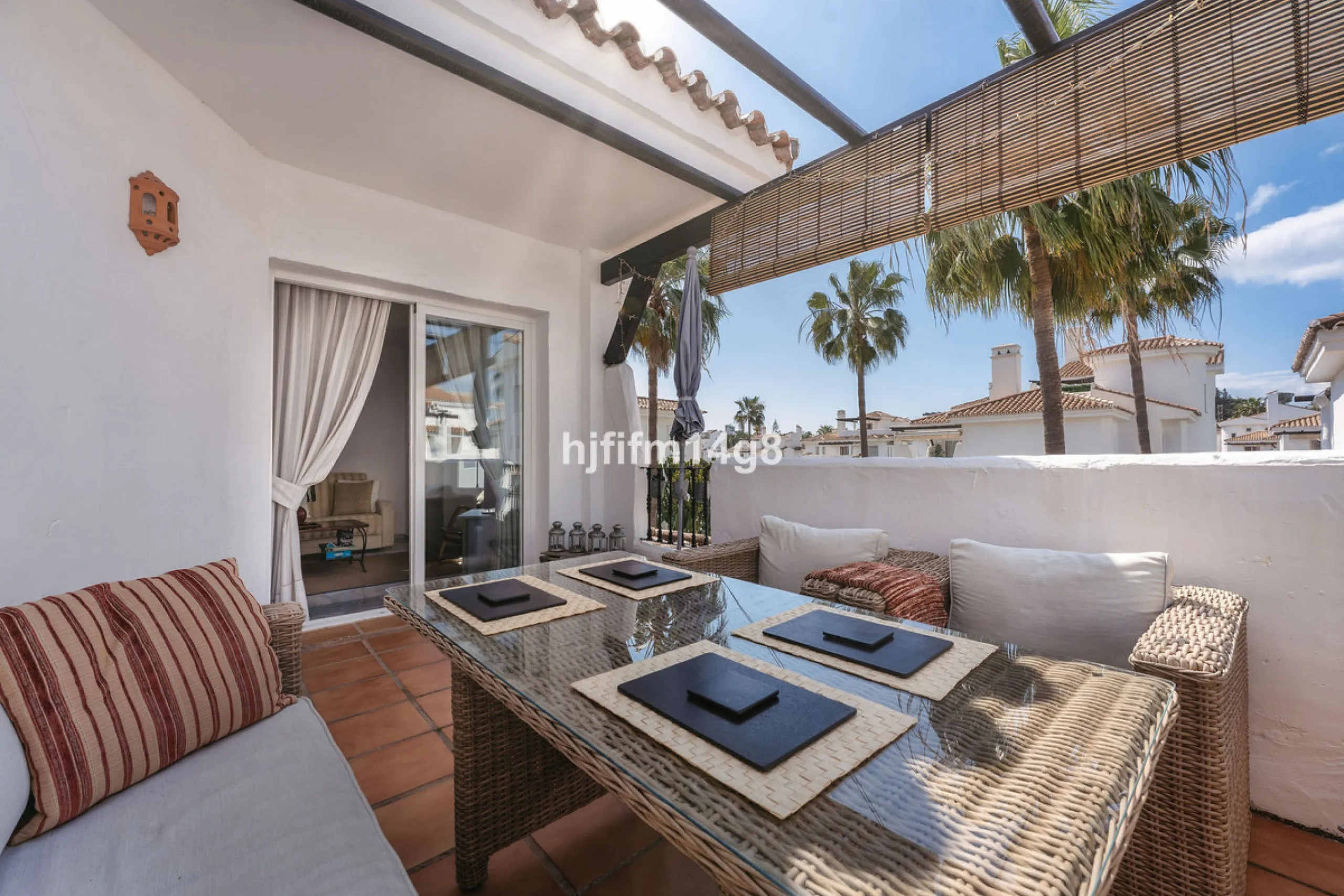 Apartment - Penthouse в продаже в Marbella, Málaga. В доме 1 спален и 1 ванных комнат. Площадь дома 103 м²