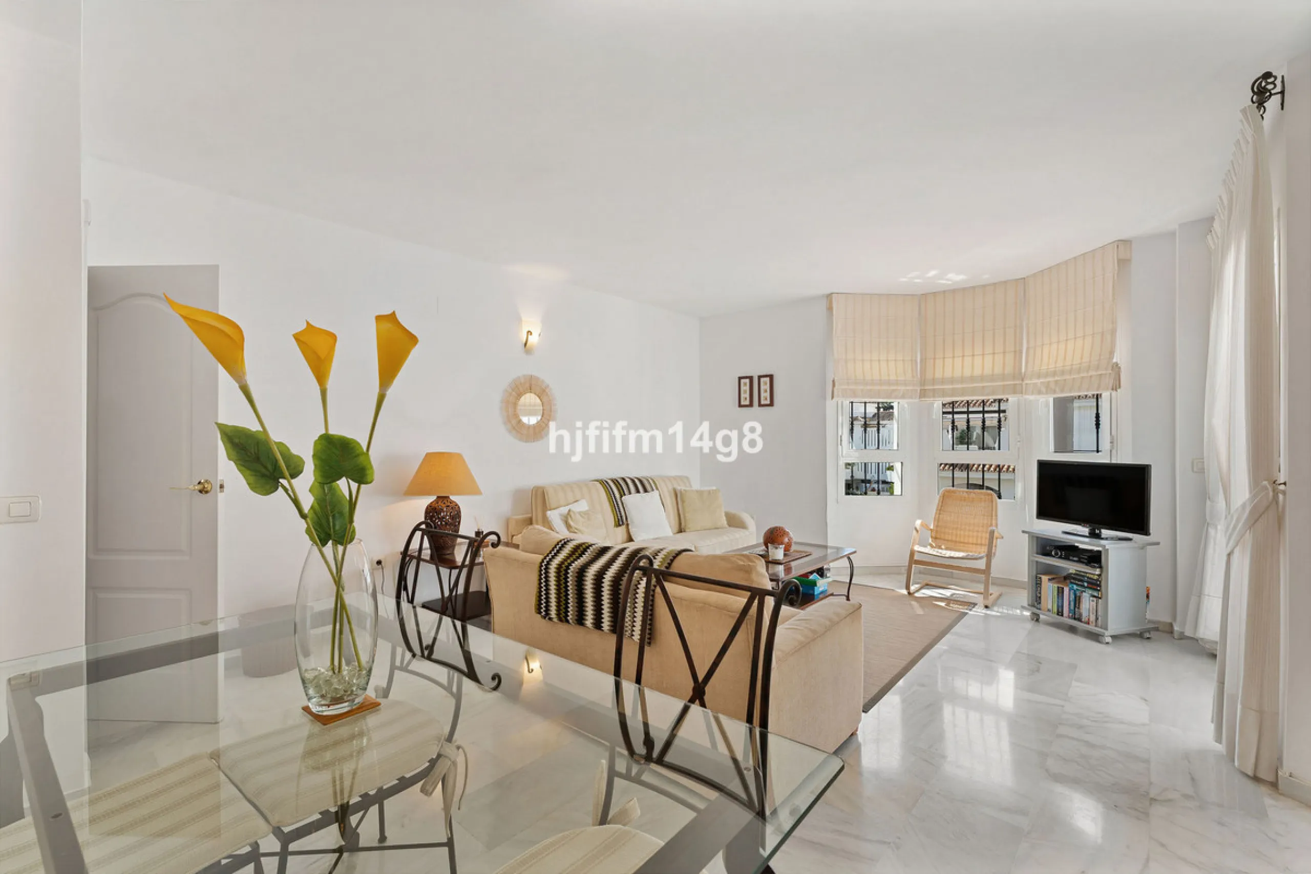 Apartment - Penthouse в продаже в Marbella, Málaga. В доме 1 спален и 1 ванных комнат. Площадь дома 103 м²