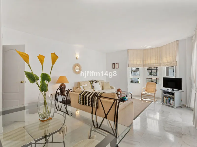 Apartment - Penthouse в продаже в Marbella, Málaga. В доме 1 спален и 1 ванных комнат. Площадь дома 103 м²