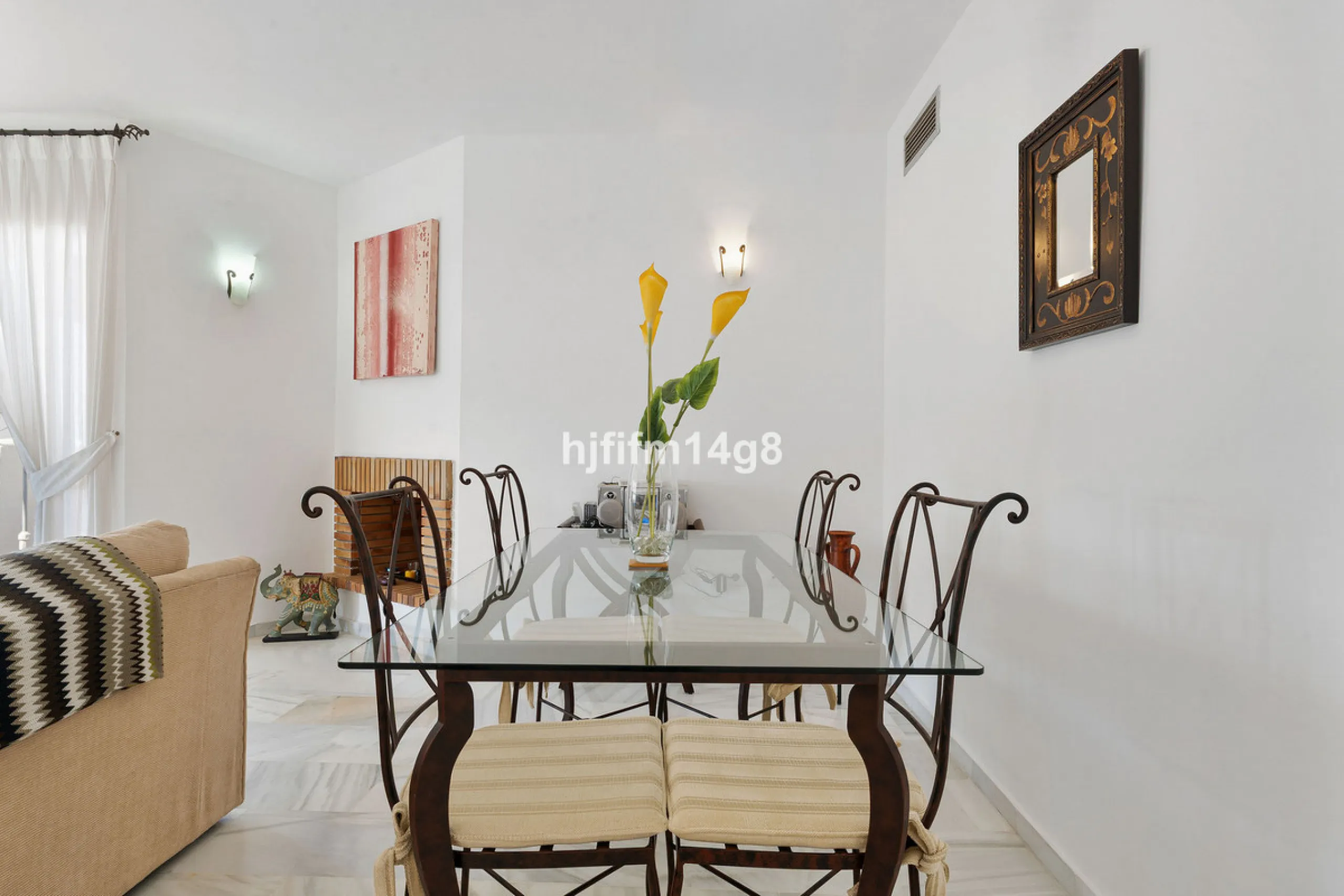 Apartment - Penthouse в продаже в Marbella, Málaga. В доме 1 спален и 1 ванных комнат. Площадь дома 103 м²