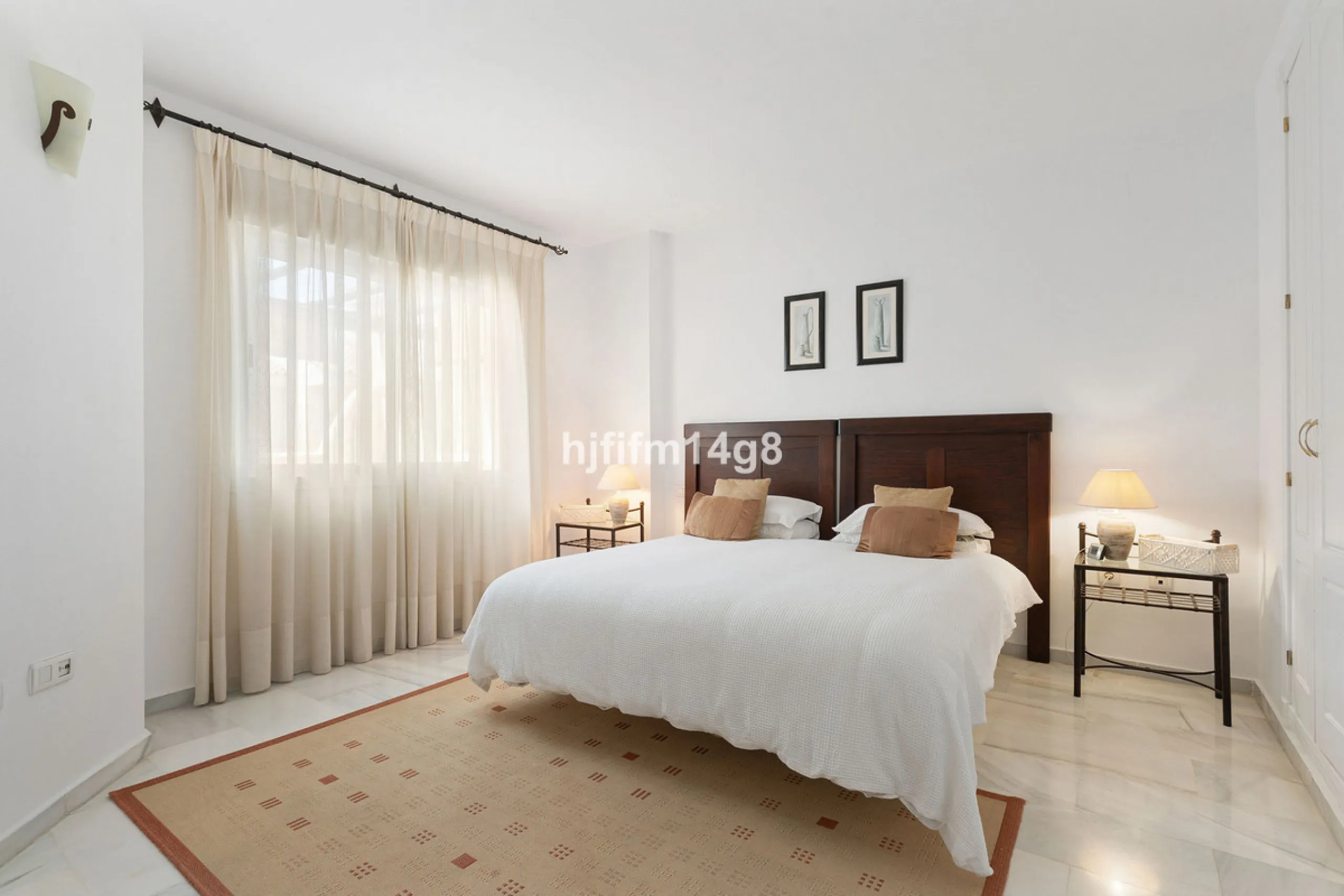 Apartment - Penthouse в продаже в Marbella, Málaga. В доме 1 спален и 1 ванных комнат. Площадь дома 103 м²