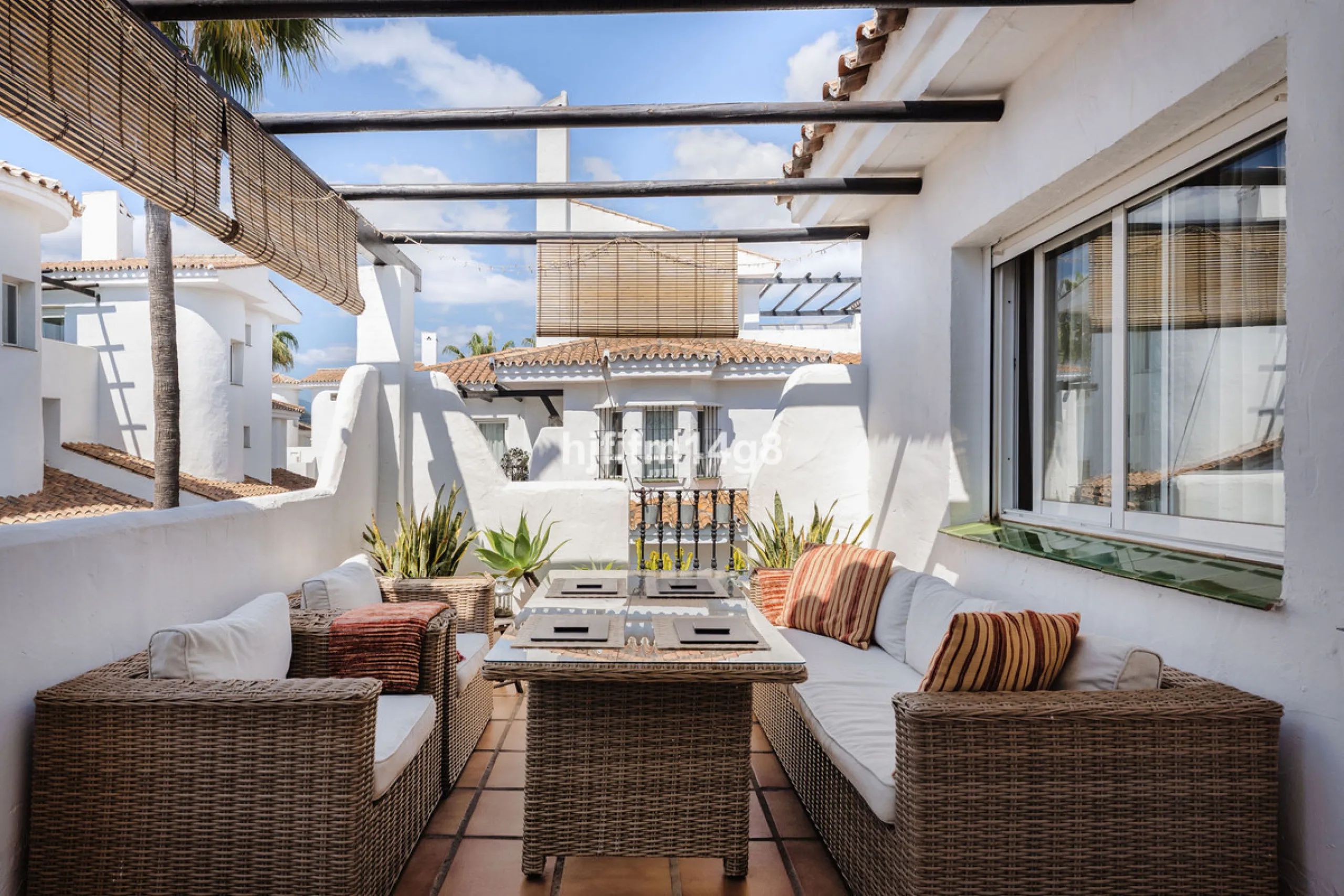 Apartment - Penthouse в продаже в Marbella, Málaga. В доме 1 спален и 1 ванных комнат. Площадь дома 103 м²
