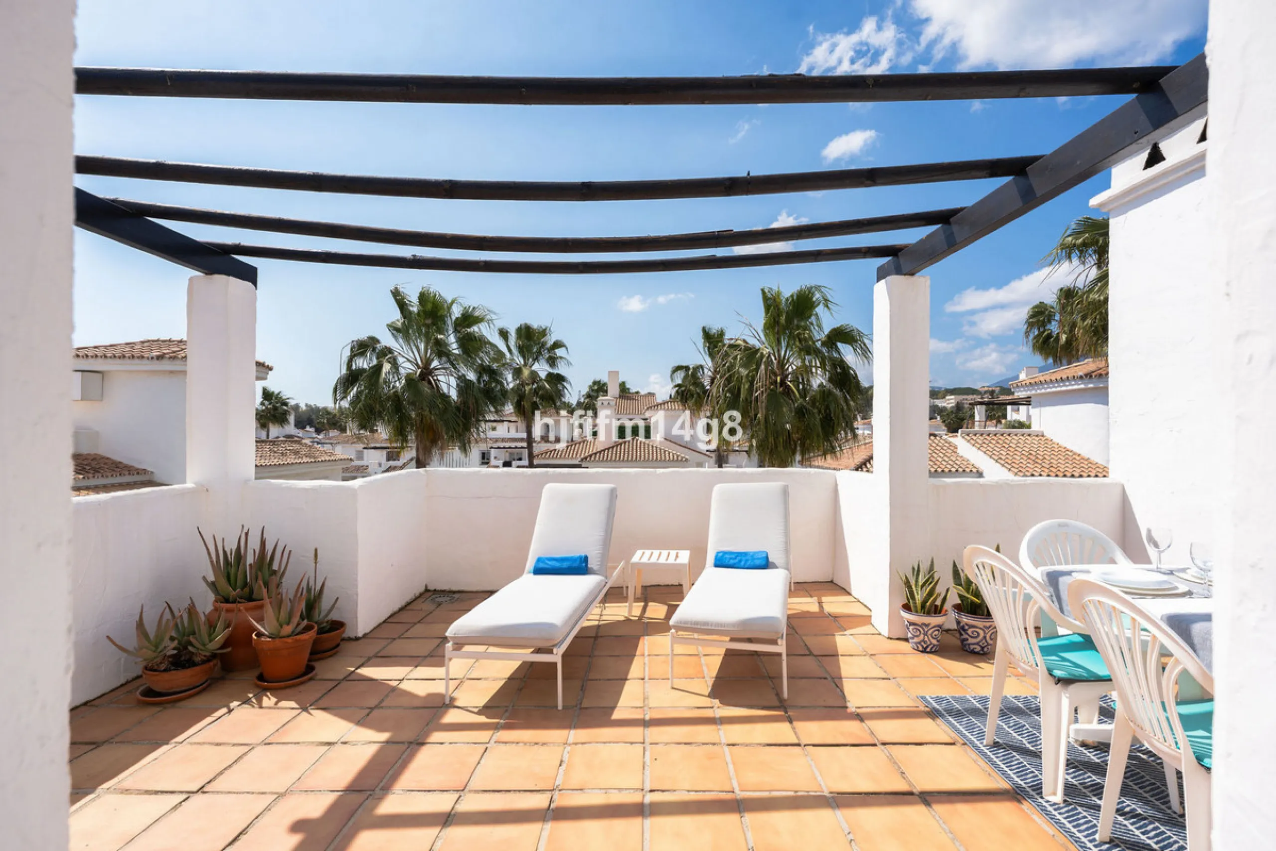 Apartment - Penthouse в продаже в Marbella, Málaga. В доме 1 спален и 1 ванных комнат. Площадь дома 103 м²