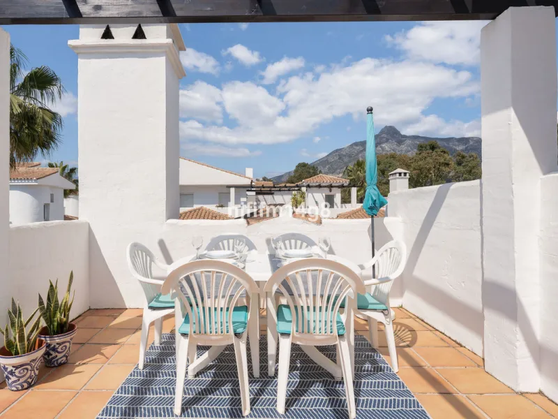 Apartment - Penthouse в продаже в Marbella, Málaga. В доме 1 спален и 1 ванных комнат. Площадь дома 103 м²