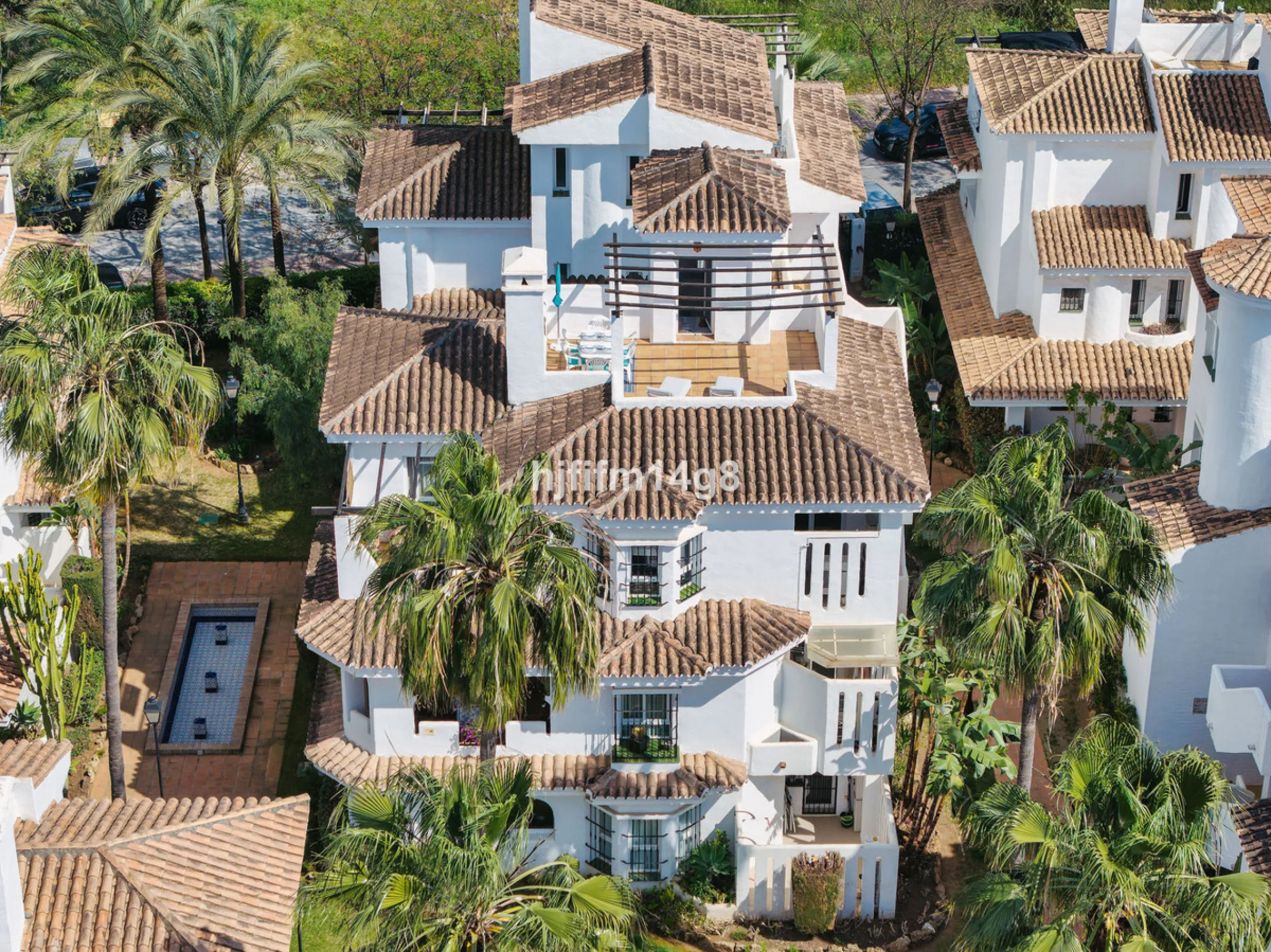 Apartment - Penthouse в продаже в Marbella, Málaga. В доме 1 спален и 1 ванных комнат. Площадь дома 103 м²
