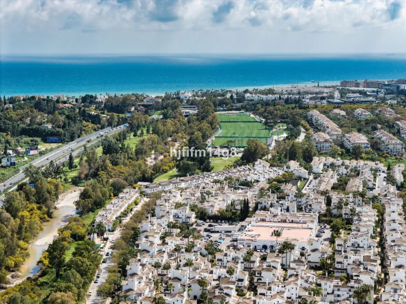 Apartment - Penthouse в продаже в Marbella, Málaga. В доме 1 спален и 1 ванных комнат. Площадь дома 103 м²