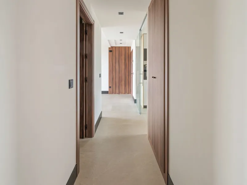 Apartment - Middle Floor Apartment в продаже в Marbella, Málaga. В доме 2 спален и 2 ванных комнат. Площадь дома 100 м²
