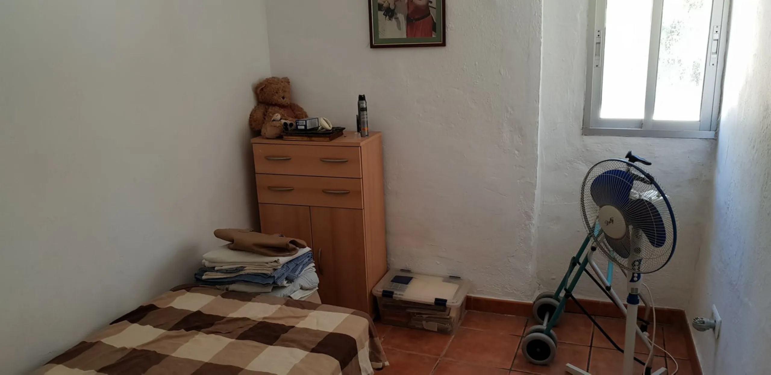 Lovely Country House with Separate Apartment Plus Kennels & Cattery for sale in Campanillos near Malaga.