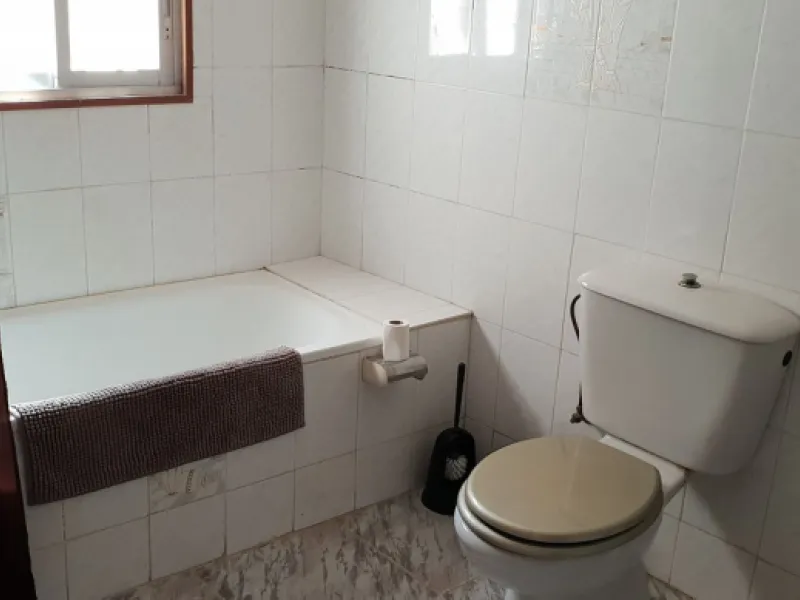 Lovely Country House with Separate Apartment Plus Kennels & Cattery for sale in Campanillos near Malaga.