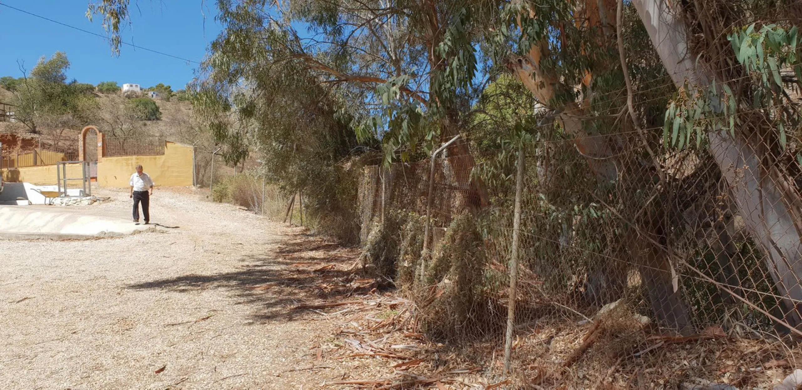 Lovely Country House with Separate Apartment Plus Kennels & Cattery for sale in Campanillos near Malaga.