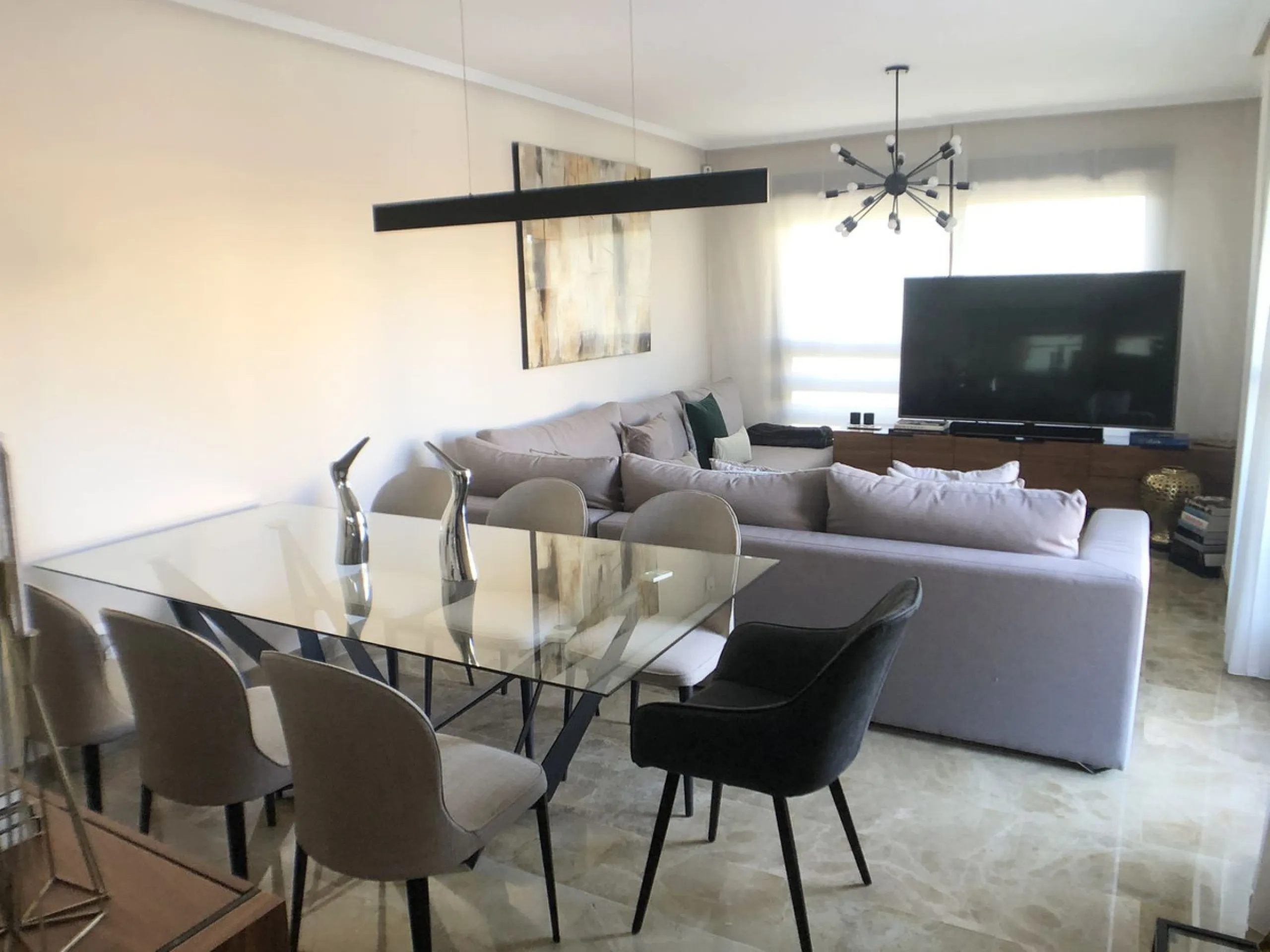 BRIGHT CORNER 3 BED APARTMENT WITH LARGE TERRACE IN GOLF HILLS, SELWO, ESTEPONA, NEXT TO LA RESINA GOLF