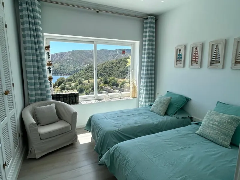 Exclusive semi-detached house in Zahara de Istán, just minutes from Marbella.
