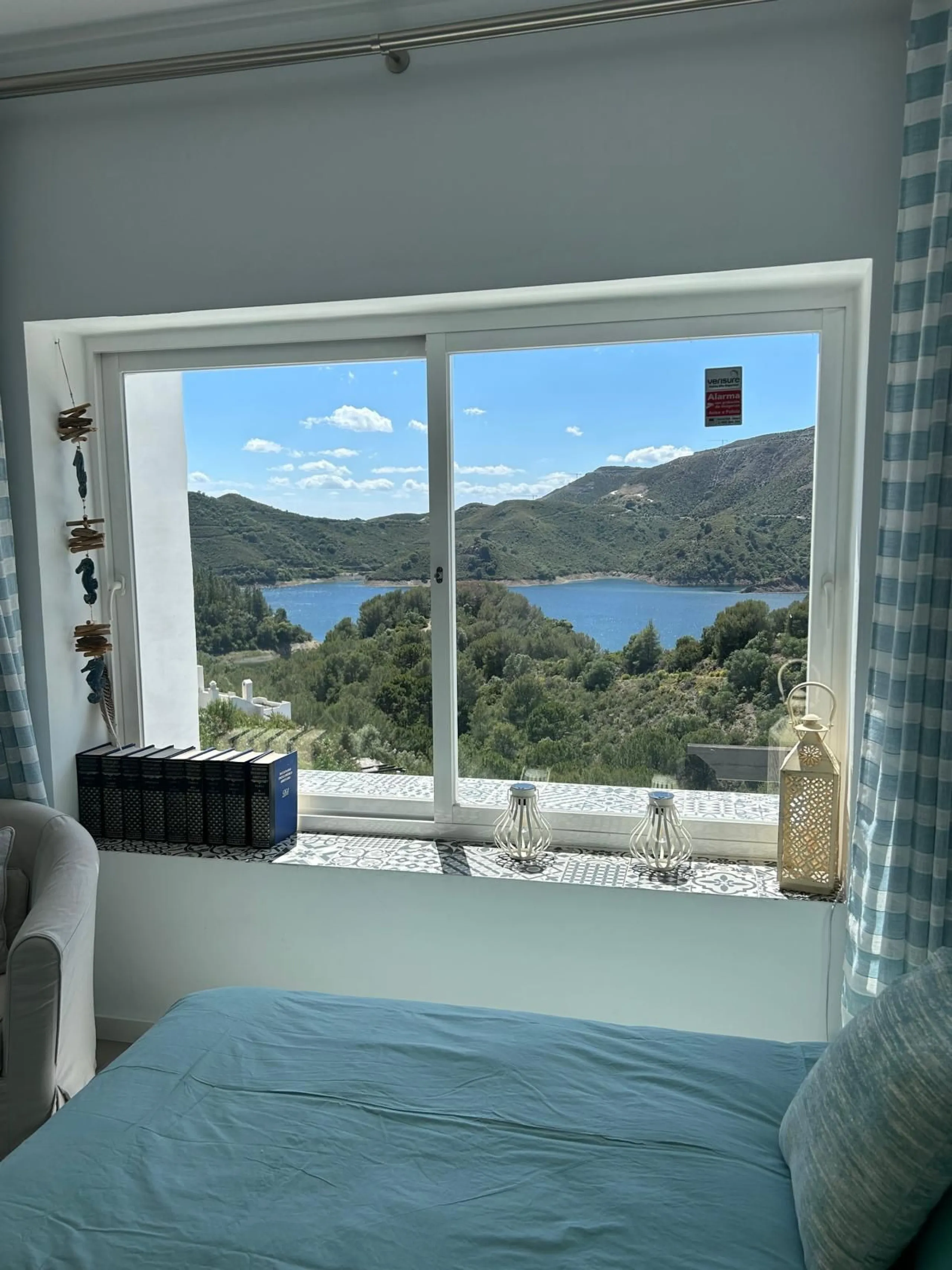 Exclusive semi-detached house in Zahara de Istán, just minutes from Marbella.