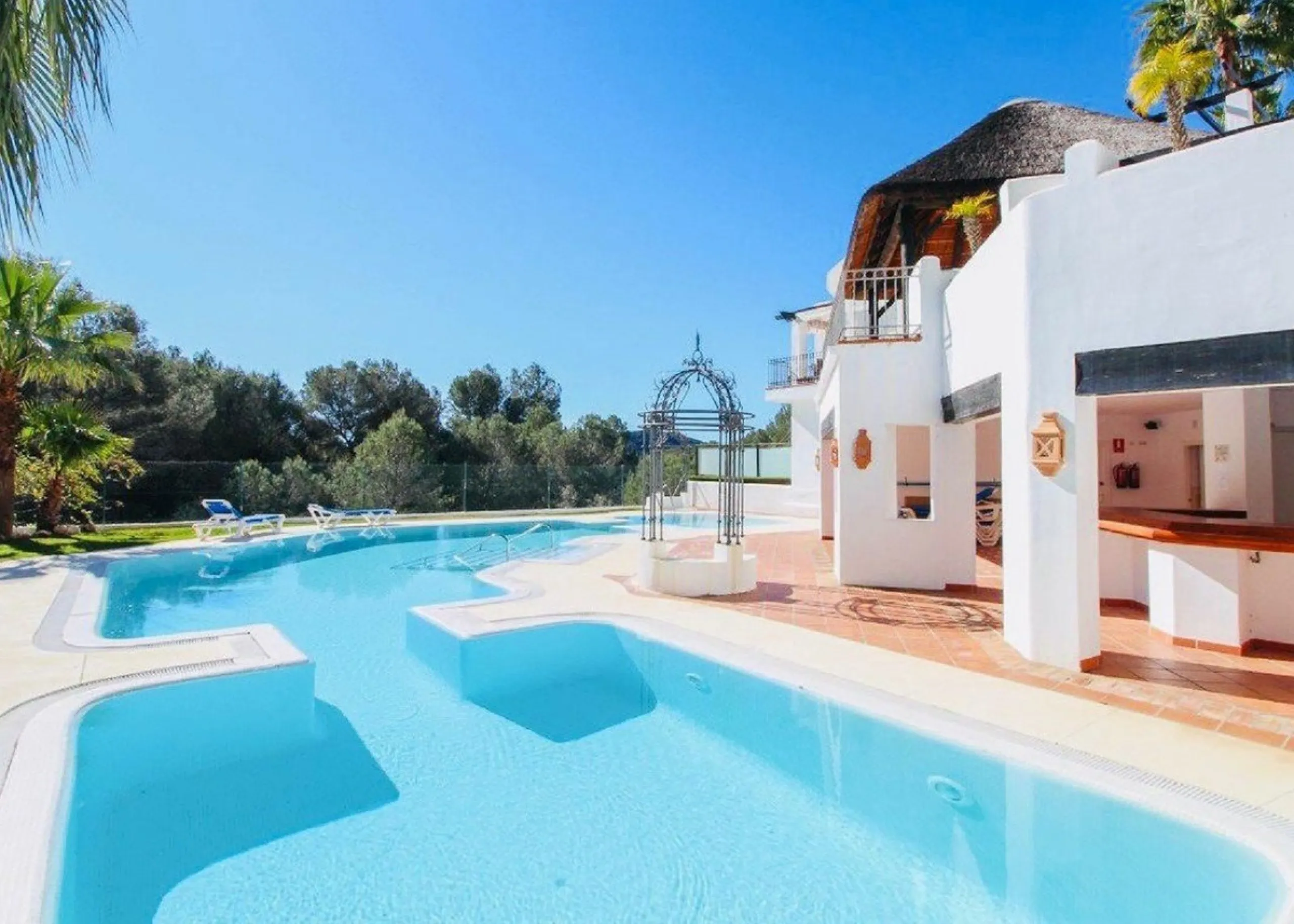 Exclusive semi-detached house in Zahara de Istán, just minutes from Marbella.