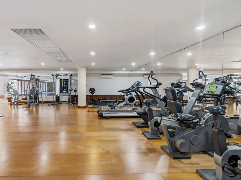 Apartment - Penthouse Duplex в продаже в Estepona, Málaga. В доме 3 спален и 2 ванных комнат. Площадь дома 156 м²