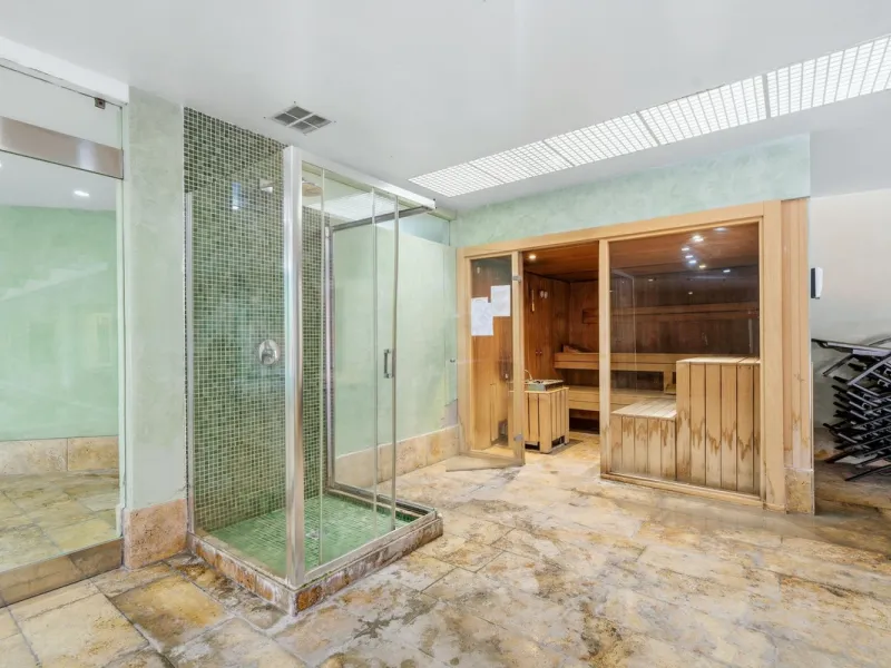 Apartment - Penthouse Duplex в продаже в Estepona, Málaga. В доме 3 спален и 2 ванных комнат. Площадь дома 156 м²