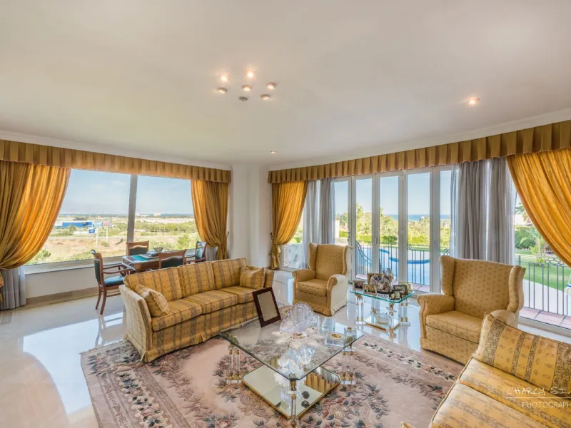 Luxury villa in El Olivar: spaciousness, elegance and unrivalled sea views