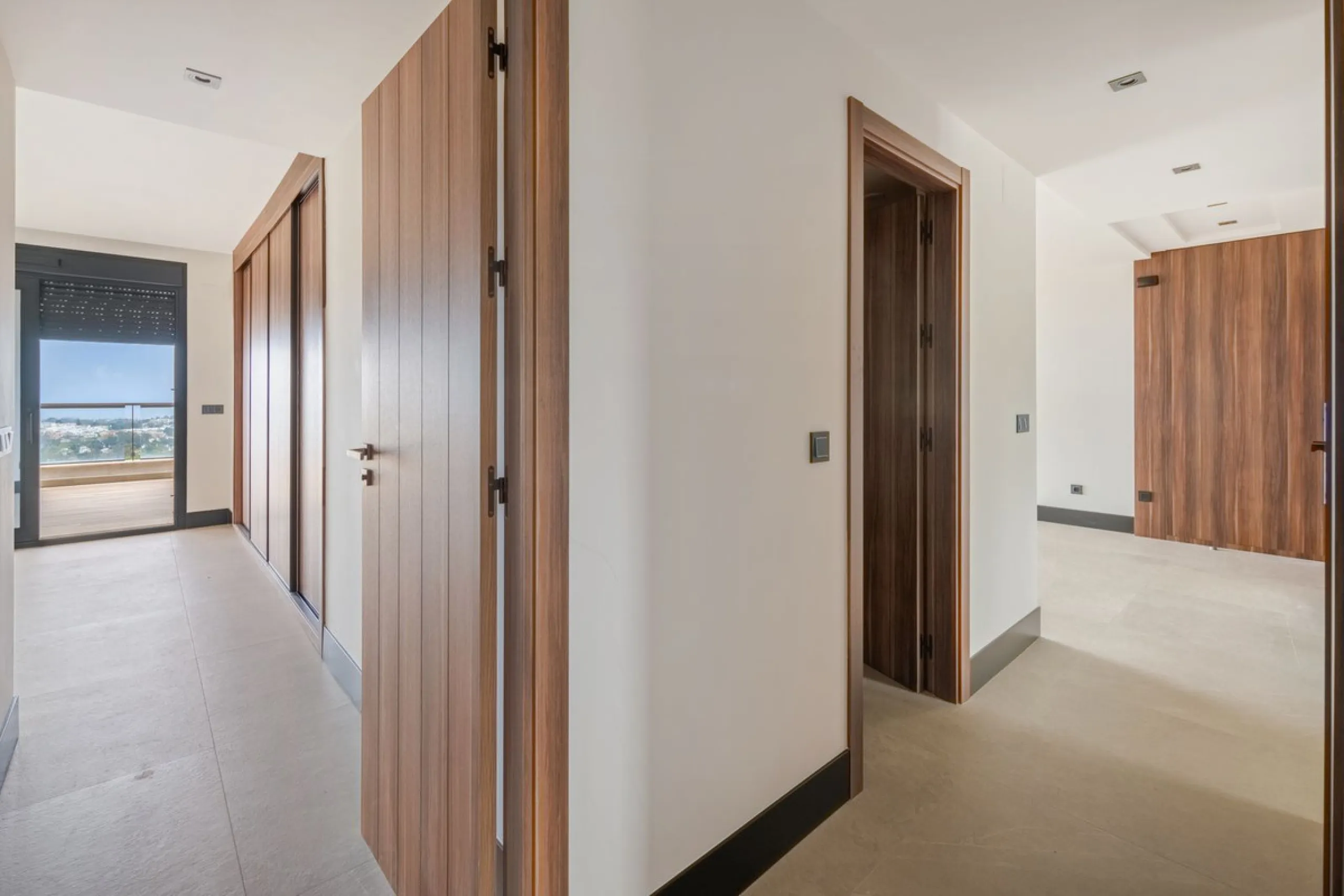 Apartment - Middle Floor Apartment в продаже в Marbella, Málaga. В доме 2 спален и 2 ванных комнат. Площадь дома 100 м²