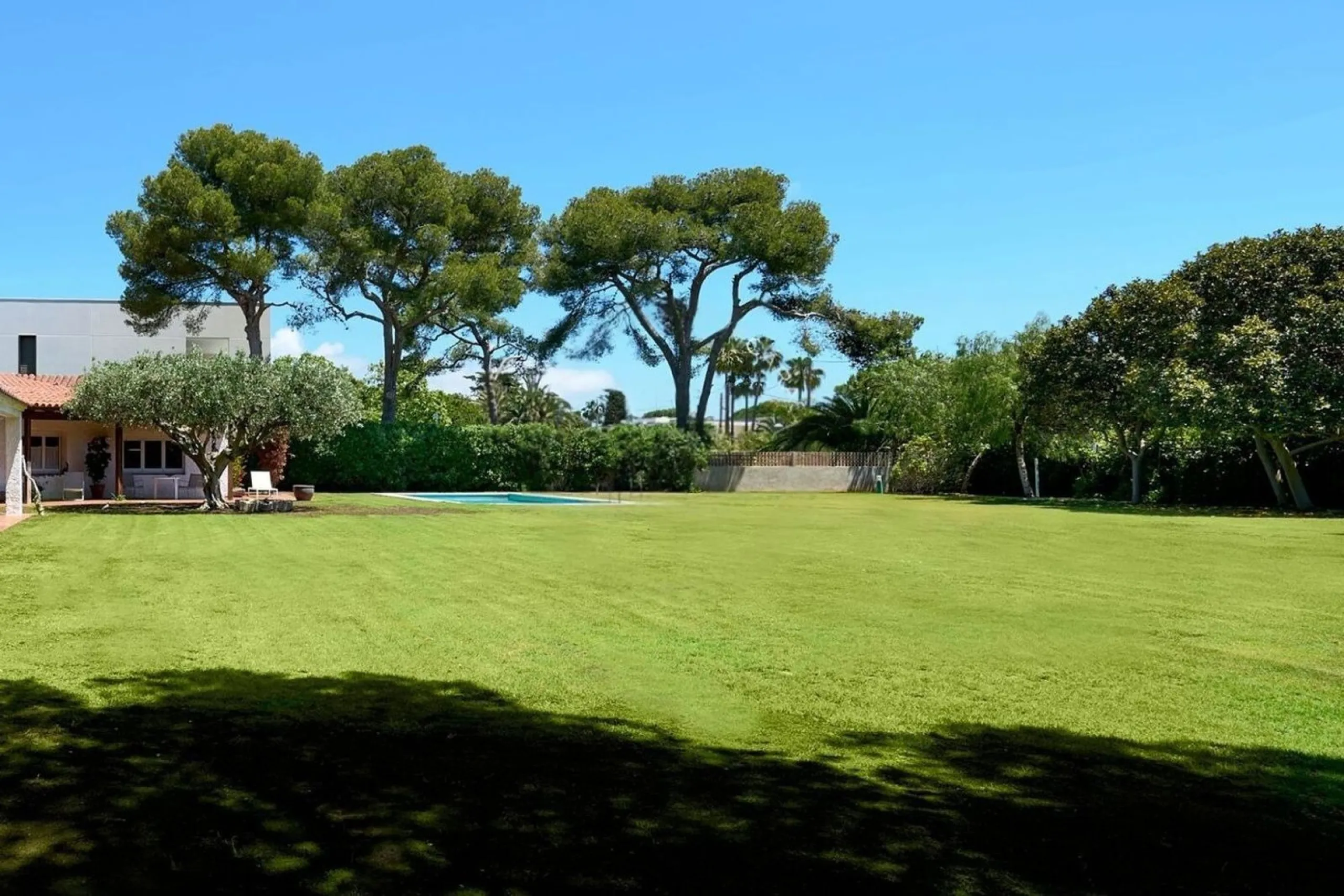 Exklusives Neubau-Villaprojekt in luxuriöser Lage in Terramar, Sitges