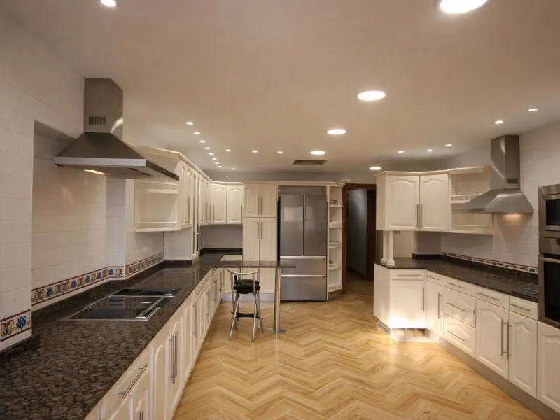 Elegant Marbella Estate on a Prime and Rare Plot — 800 meters Walking Distance to Puerto Banús. Unique Development Opportunity — 4,205m² Plot with Potential for Up to 4 Villas, or Plans for one large villa and separate Guest House, or to knock down and bu