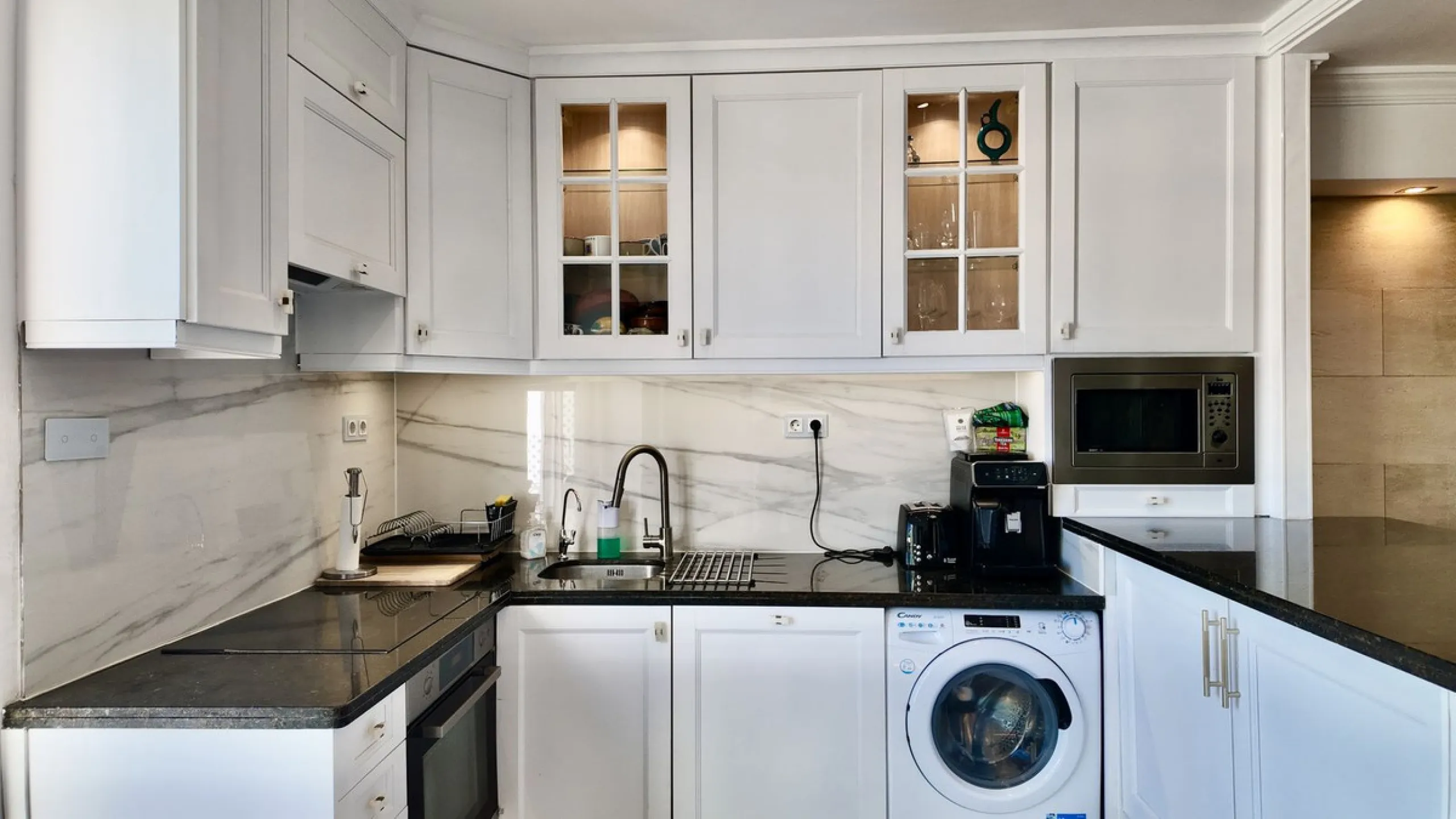 A fully renovated duplex penthouse with panoramic sea views, La Concha and Gibraltar for under €400,000 is a rare opportunity in Marbella.
